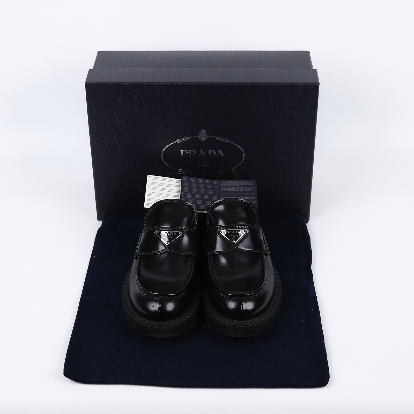 普拉達 PRADA Chocolate 拋光皮革 無帶便鞋 2DE127_055_425 黑LOGO鐵牌厚底樂福鞋 原廠盒子防塵袋