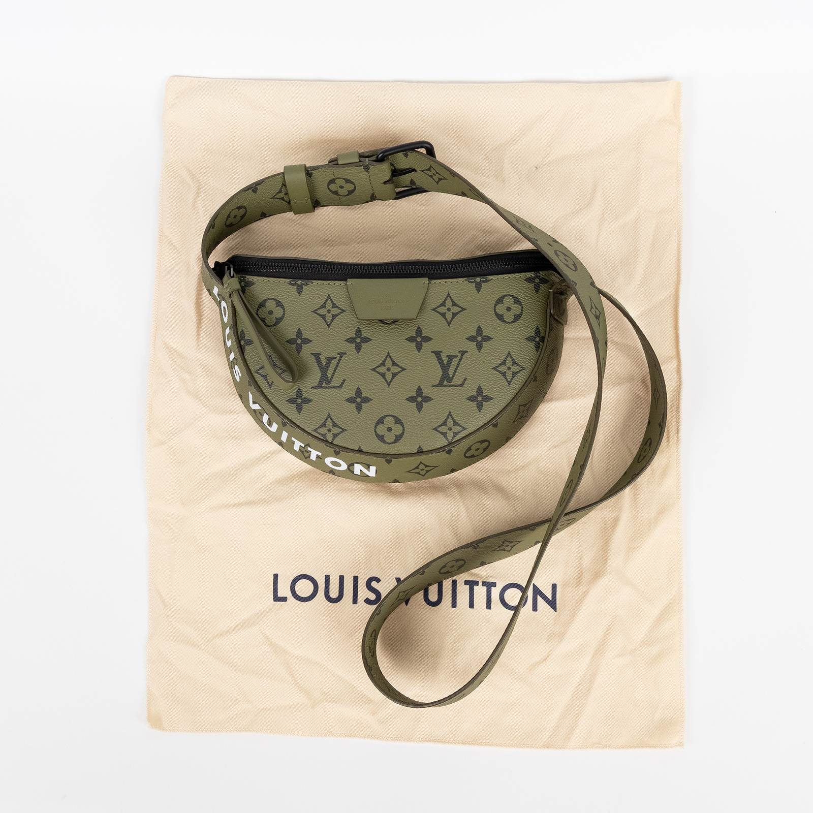 路易威登 LOUIS VUITTON Moon Crossbody 肩背包 斜背包 M23838 晶片款 綠原花Moon斜背包 防塵袋