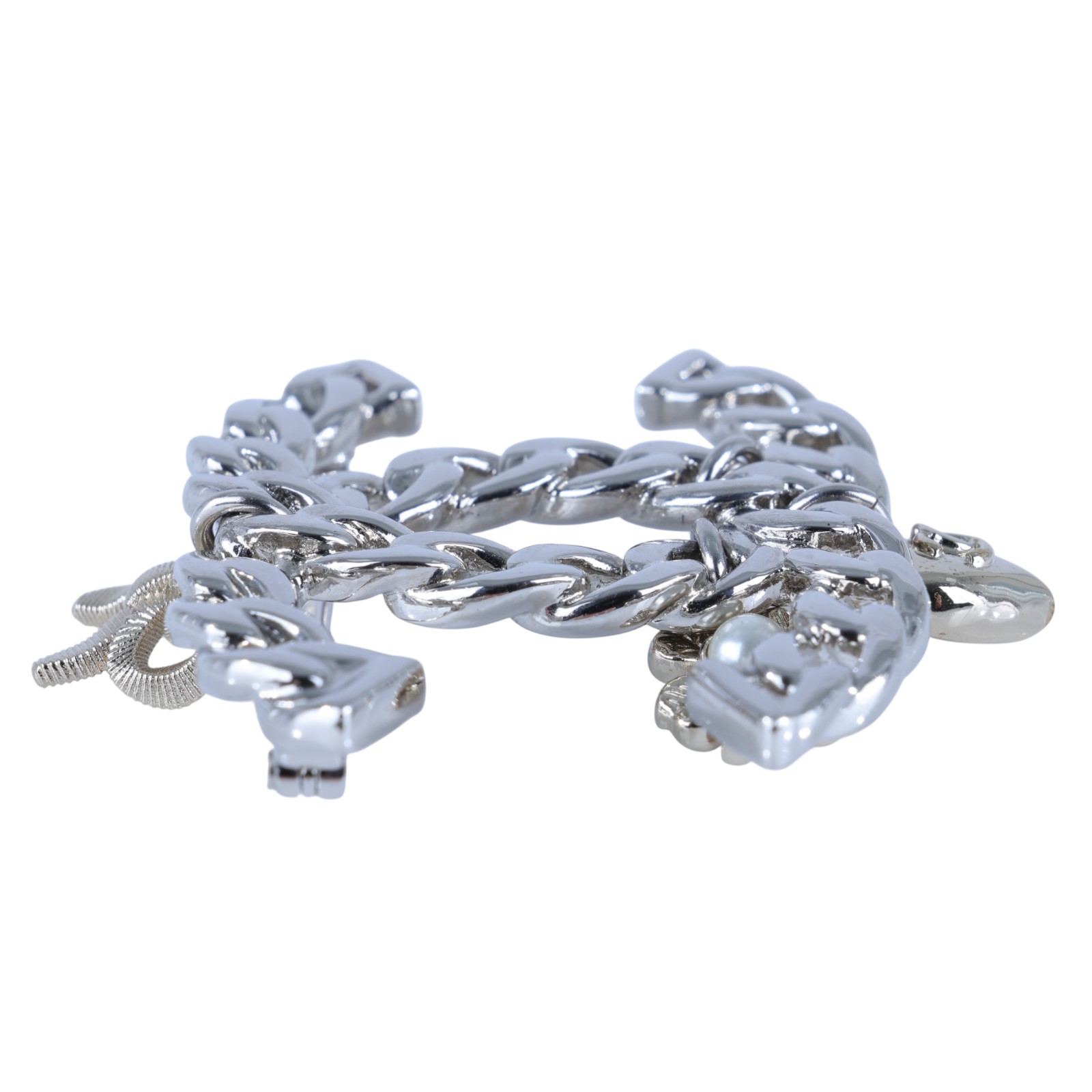 香奈兒 CHANEL CC LOGO 胸針 B25/K 雙C蝴蝶結幸運草吊飾胸針 無附屬品