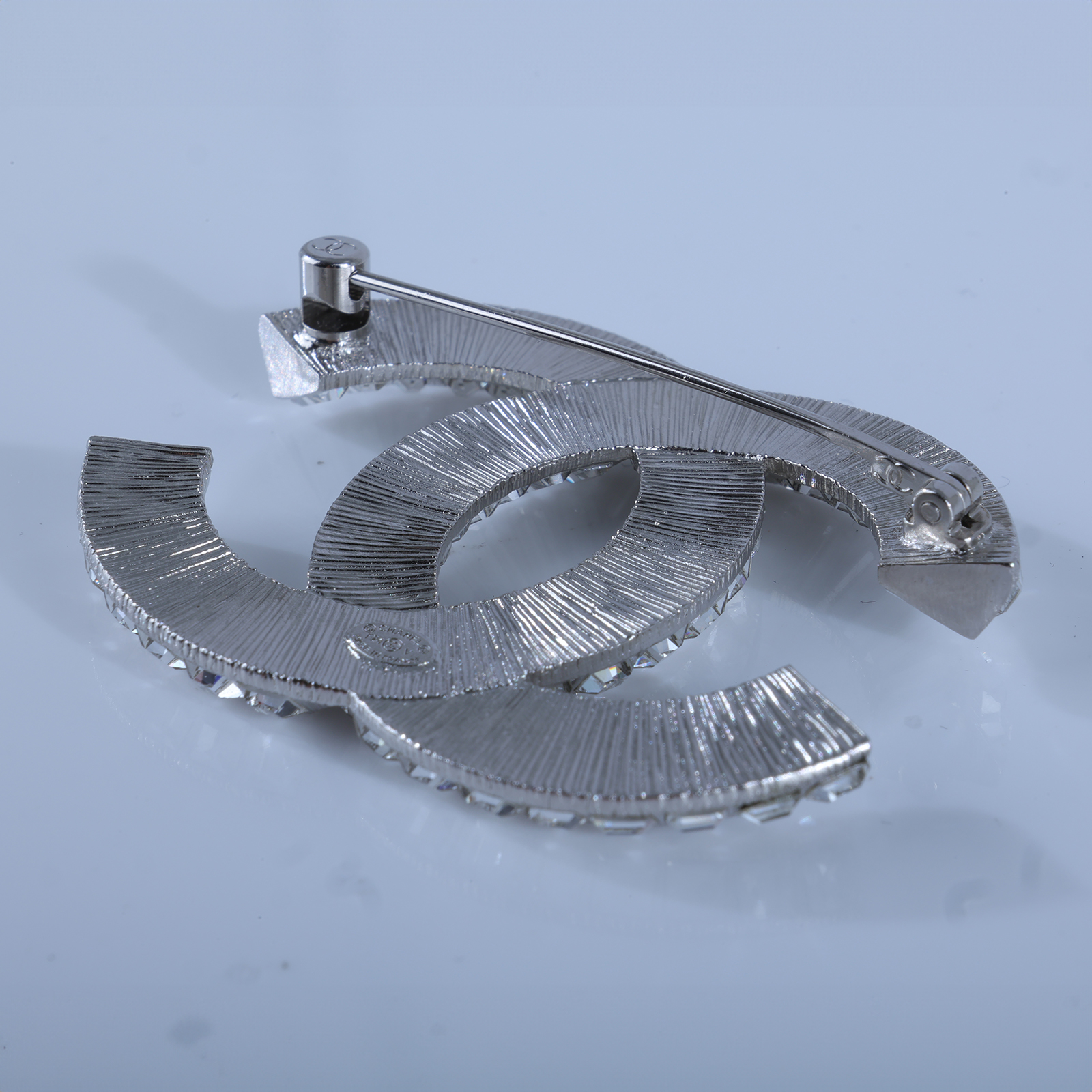 香奈兒 CHANEL CC LOGO 胸針 F24/V 雙C方形水鑽胸針 無附屬品