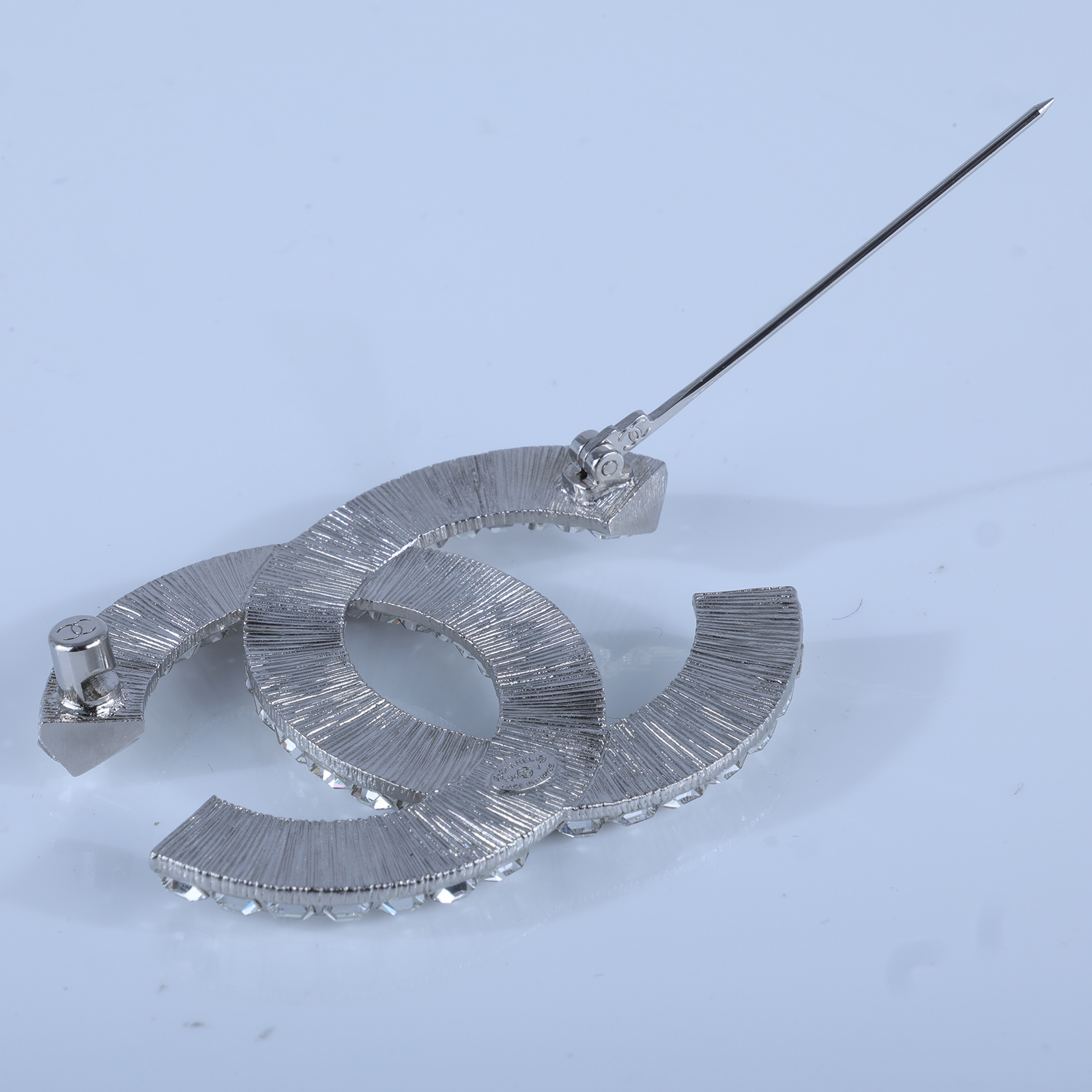 香奈兒 CHANEL CC LOGO 胸針 F24/V 雙C方形水鑽胸針 無附屬品