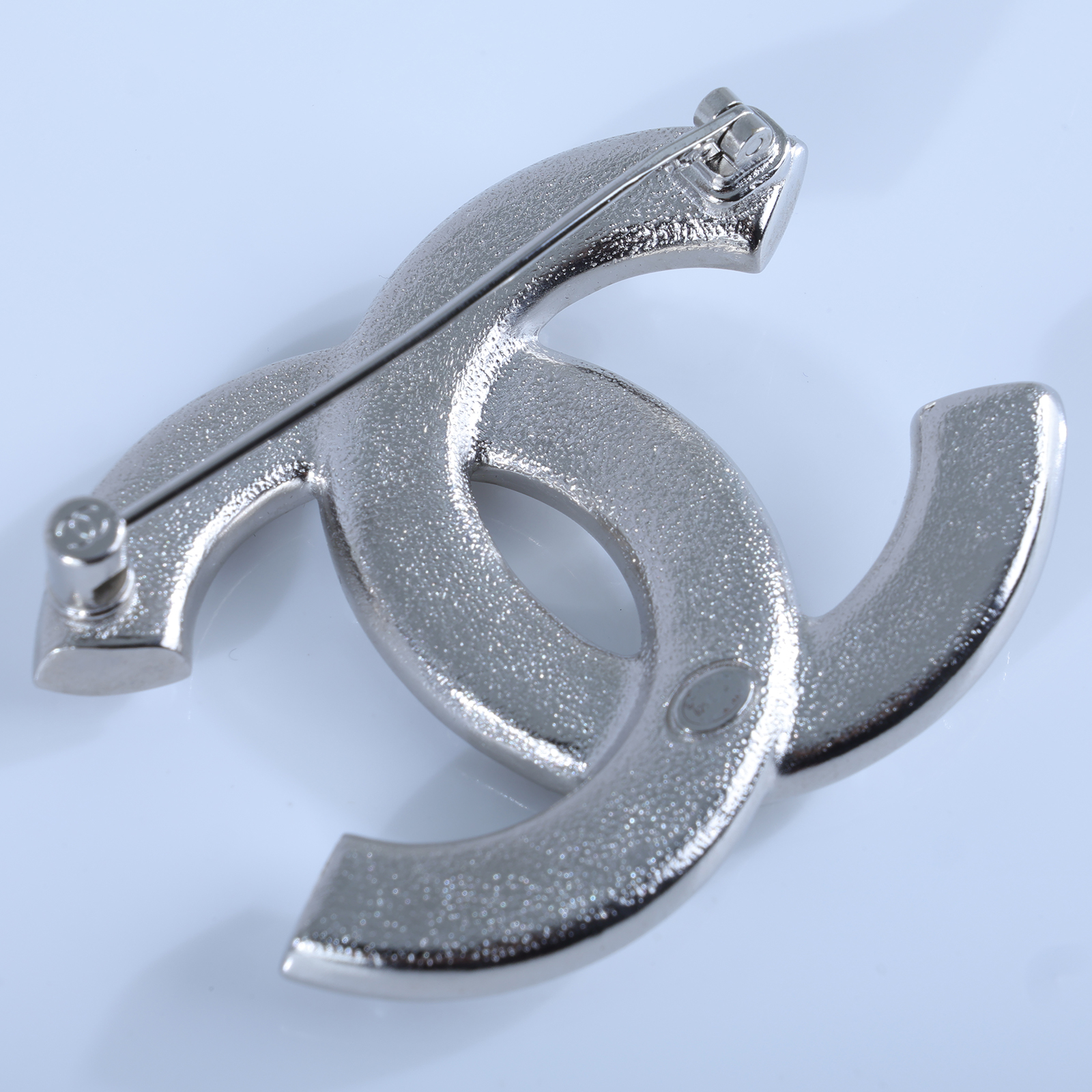 香奈兒 CHANEL CC LOGO 胸針 B23/P 雙C星星胸針 無附屬品