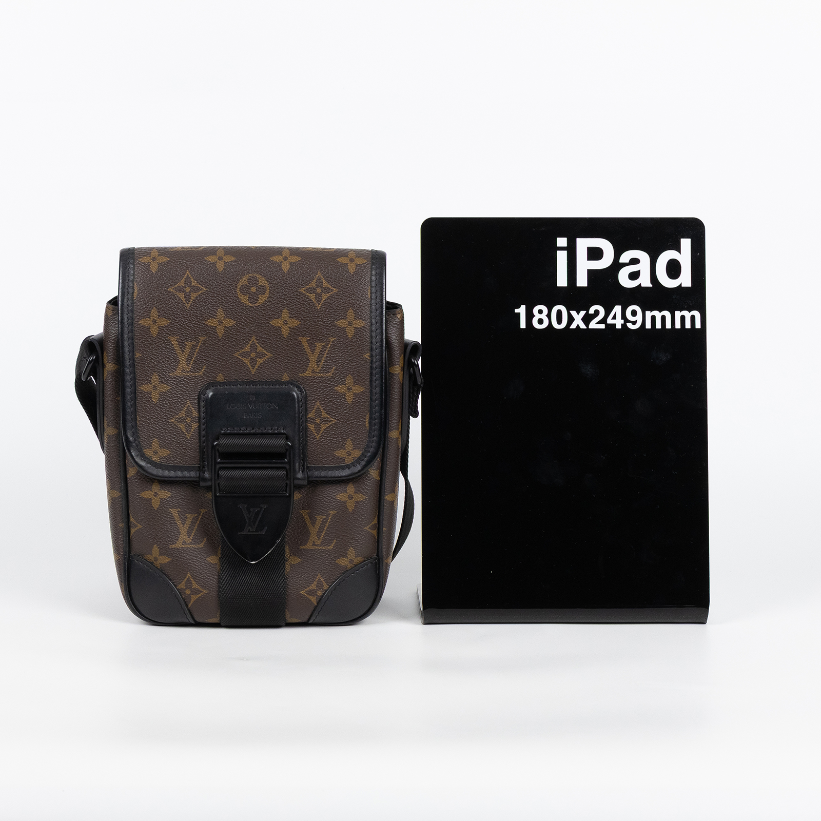 路易威登 LOUIS VUITTON ARCHY MESSENGER PM 肩背包 郵差包 M46442 晶片款  無附屬品