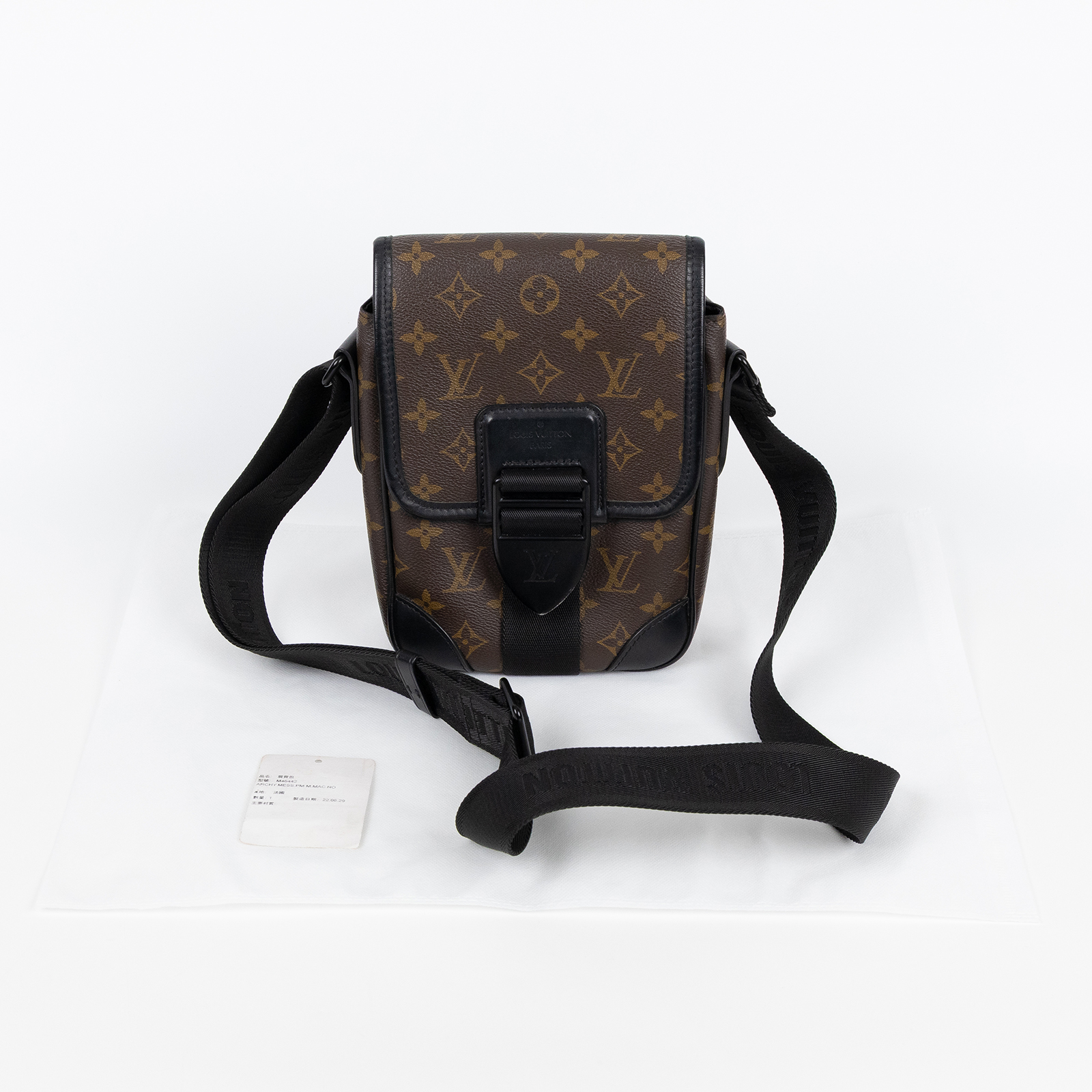 路易威登 LOUIS VUITTON ARCHY MESSENGER PM 肩背包 郵差包 M46442 晶片款  無附屬品