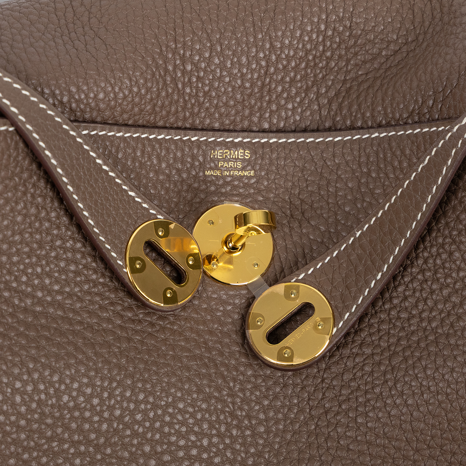 愛馬仕 Hermes Lindy 琳迪包 26 LD26 YPY860AS Y刻 深棕金扣LINDY26 原廠盒子/防塵袋/雨衣