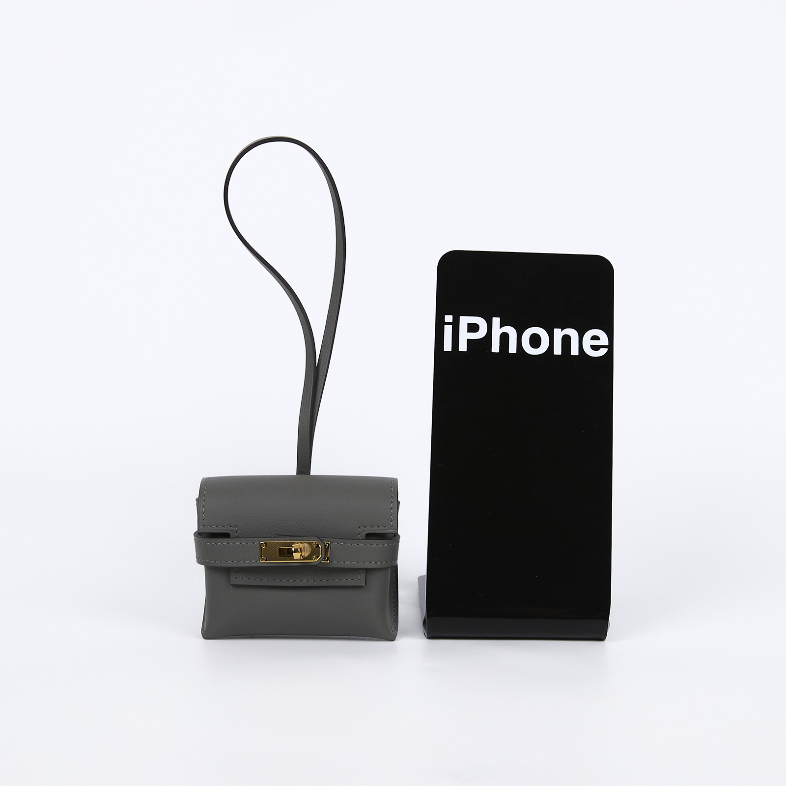 愛馬仕 Hermes Kelly Festival 吊飾 包掛 H084665 KAS704HP K刻灰金AirPods 保護套 原廠盒子/防塵袋