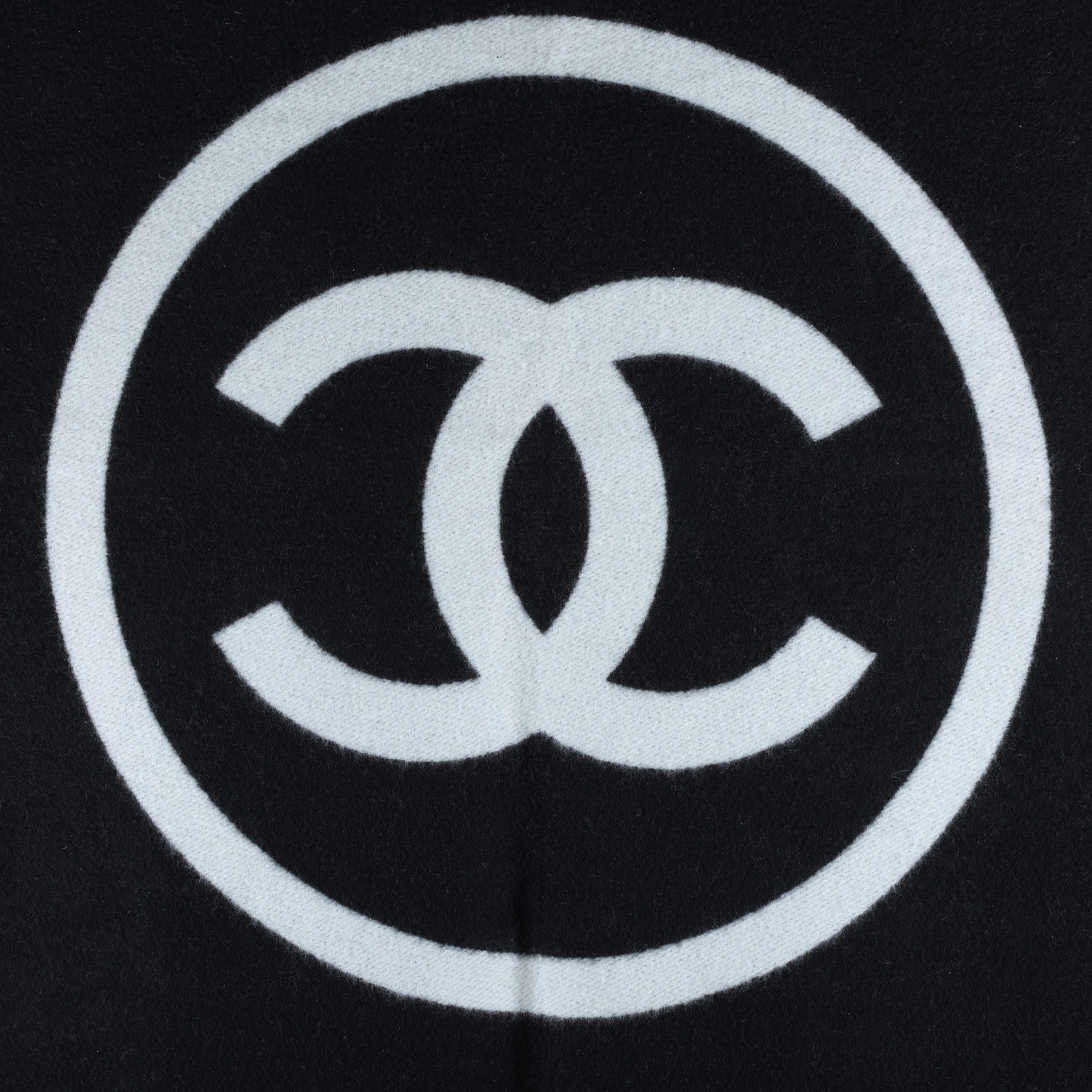香奈兒 CHANEL CC LOGO 披肩  大黑LOGO披肩 無附屬品