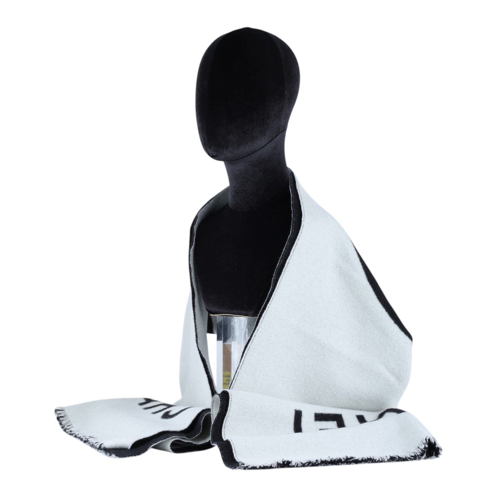 香奈兒 CHANEL CC LOGO 披肩  大黑LOGO披肩 無附屬品