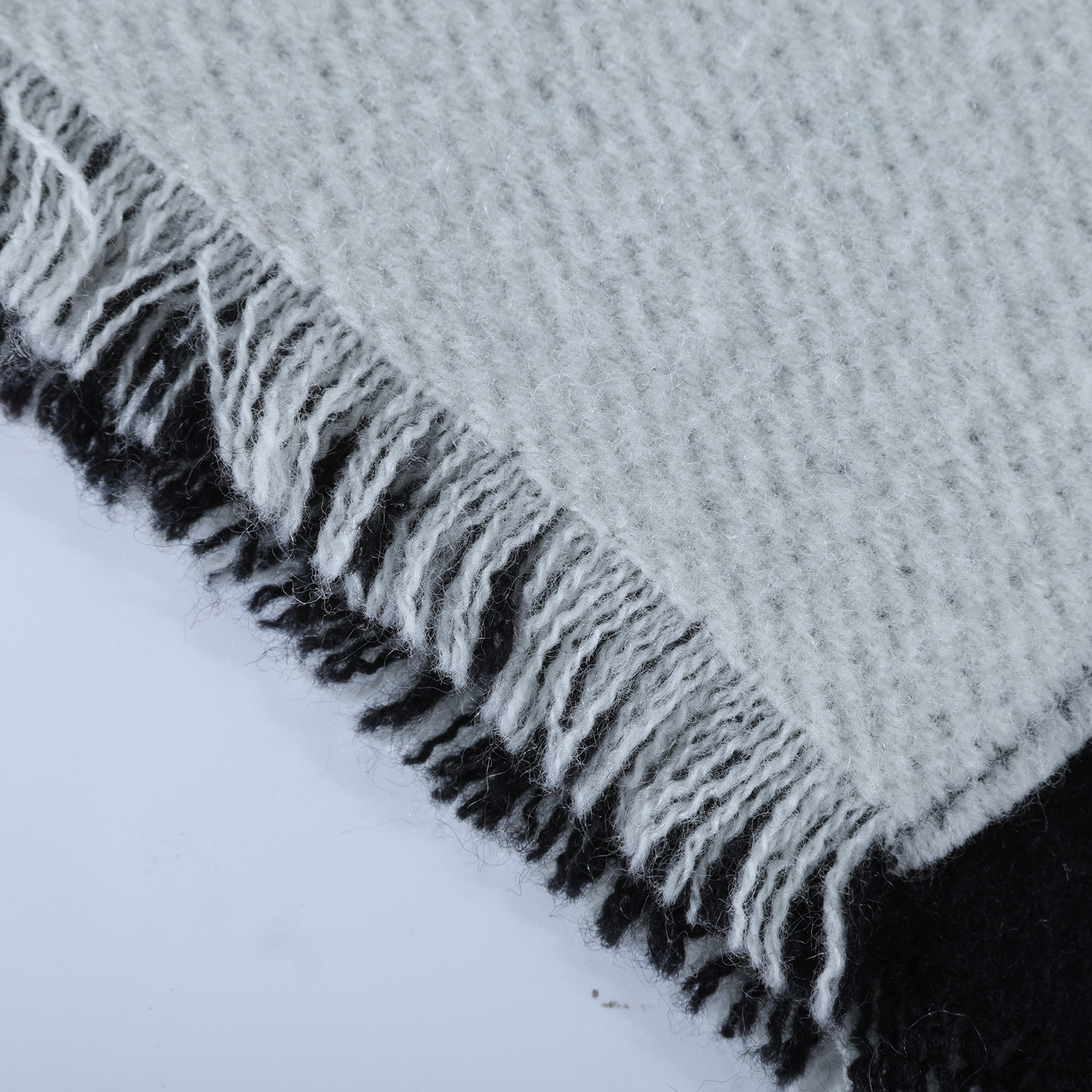 香奈兒 CHANEL CC LOGO 披肩  大黑LOGO披肩 無附屬品