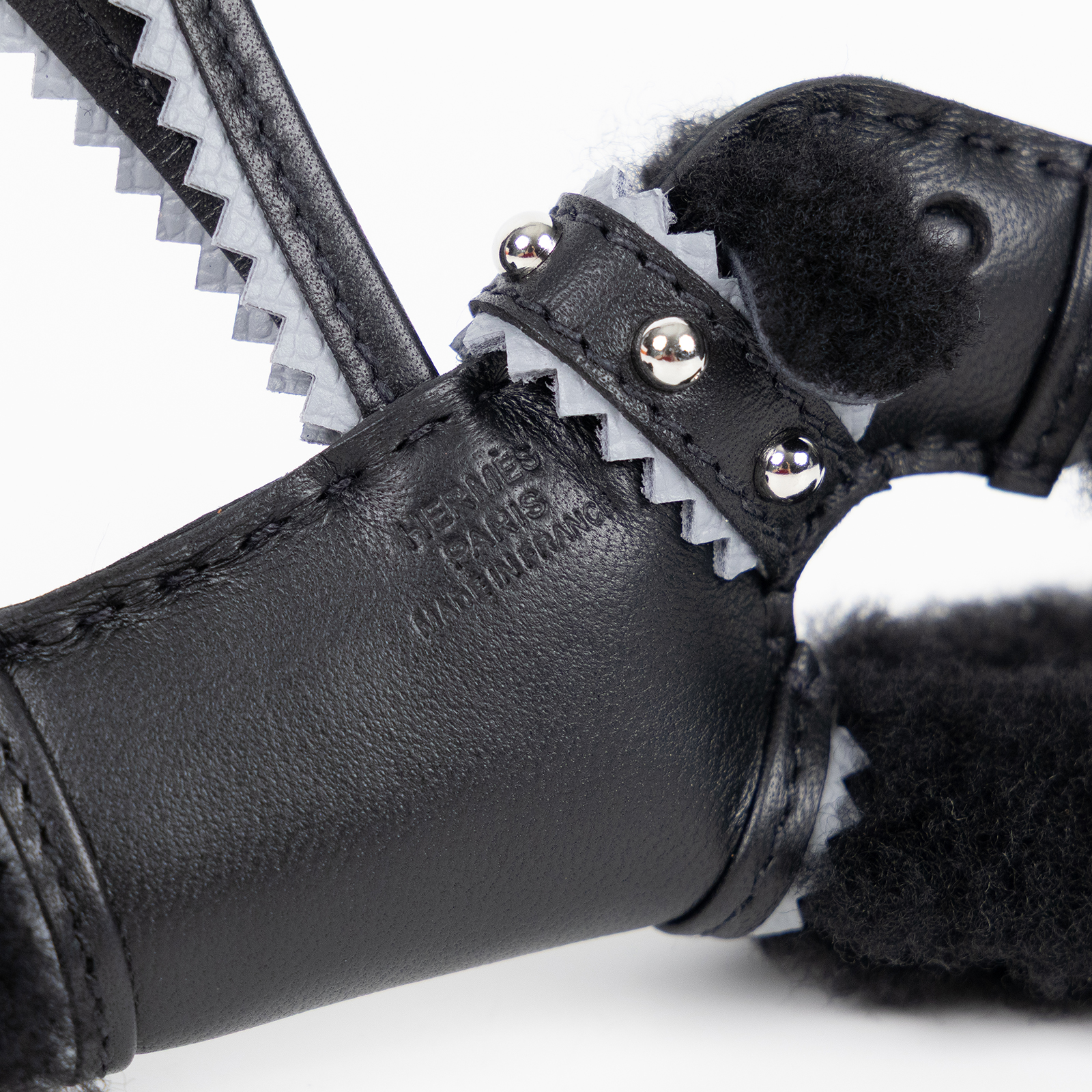 愛馬仕 Hermes Budy charm 吊飾 黑色 H086723CKAD / K刻黑拚灰黑絨毛貴賓狗 budy 吊飾 原廠盒子