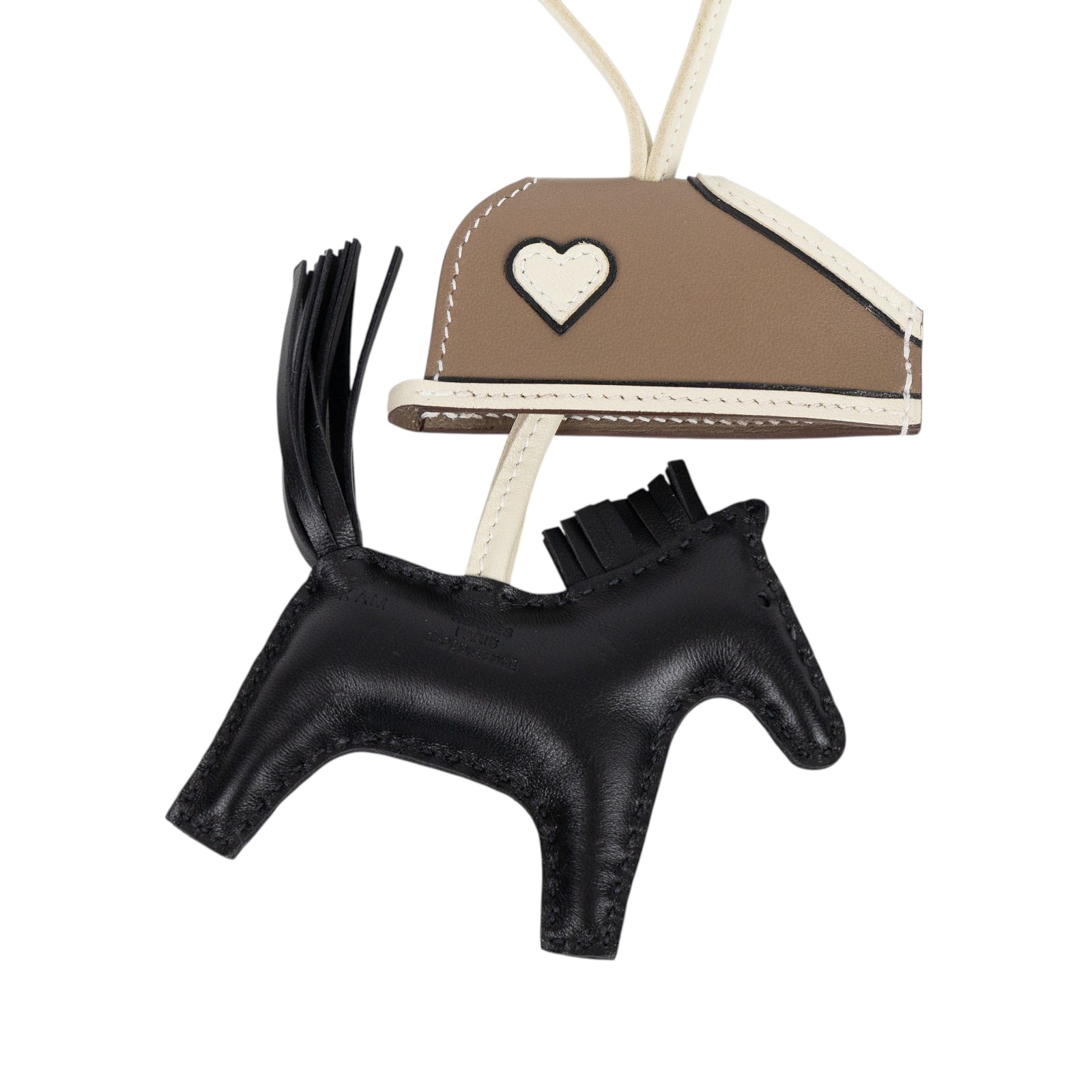 愛馬仕 Hermes Rodeo Robeo Coeur PM 飛馬 吊飾 黑色 奶昔白 大象灰 H086714CAAD /  原廠盒子