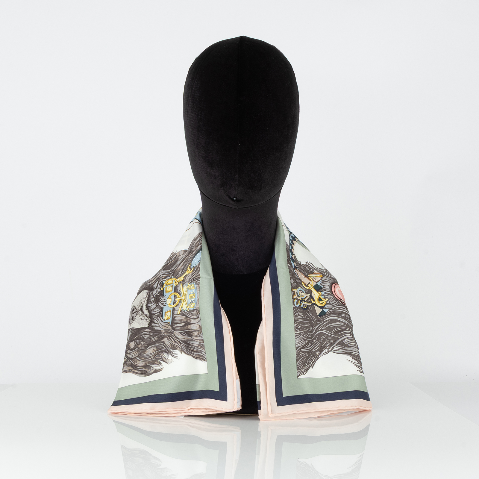 愛馬仕 Hermes Jour de Casting 70 方巾 淺玫瑰色 白色 黏土綠 H984213Sv02  狗狗選角日絲巾65X65 原廠盒子