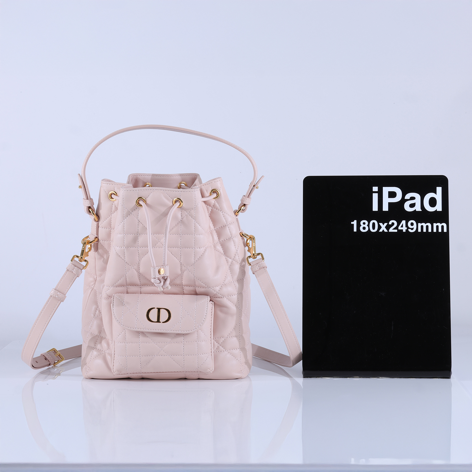 迪奧 CHRISTIAN DIOR Caro 肩背 水桶包 M3372UNOZ 粉羊CARO水桶包 原廠盒子/防塵袋/保證卡