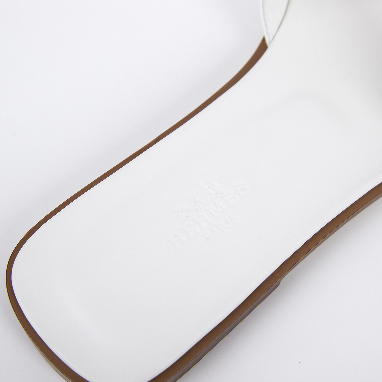 愛馬仕 Hermes Oran 涼鞋 白色 H021056Zv02380 /R0021056Z2406/#38 白Oran涼鞋 原廠盒子/防塵袋