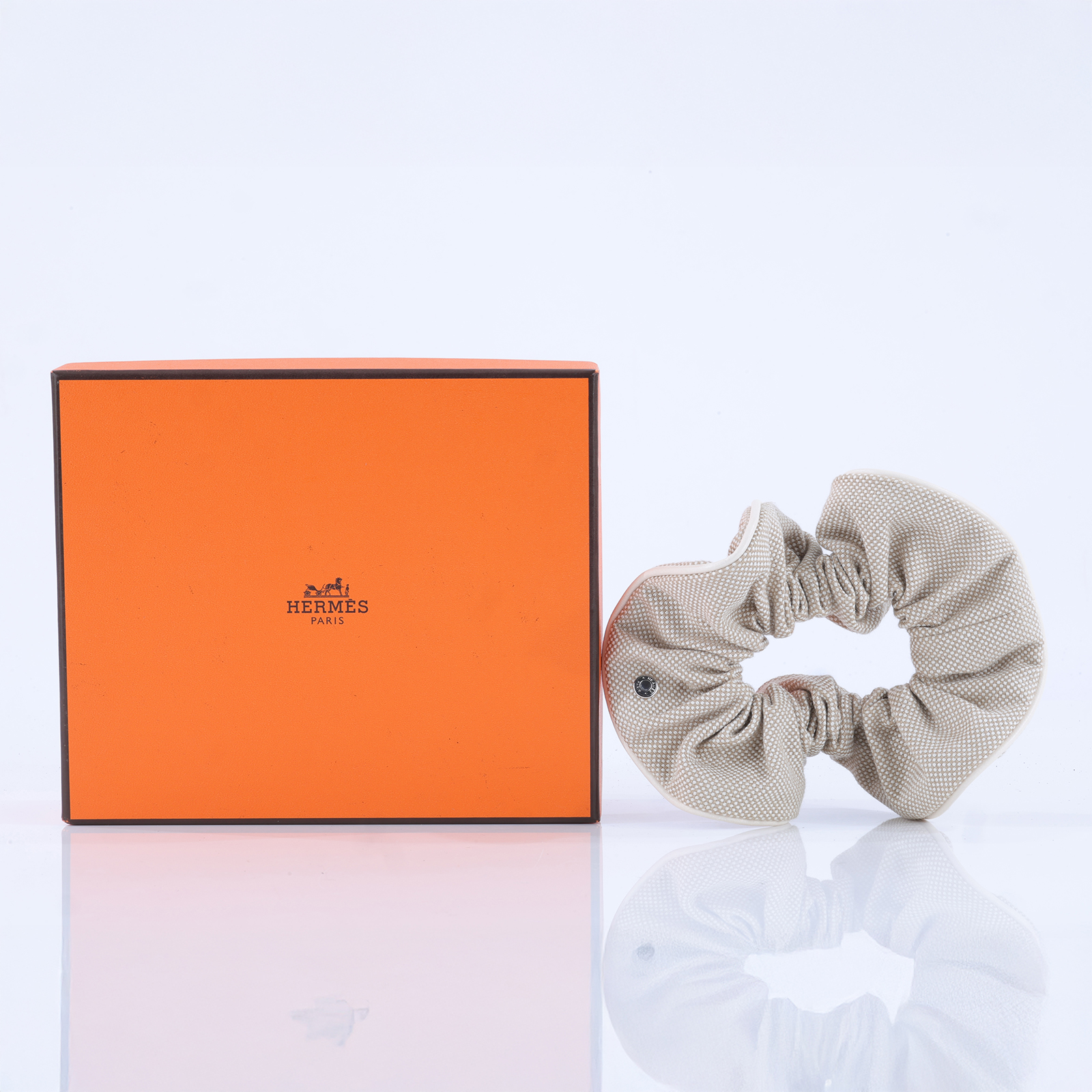 愛馬仕 Hermes Claudia Plein Air 髮圈 沙丘色 奶油色 H241029GvDETU H241029G DETU  原廠盒子