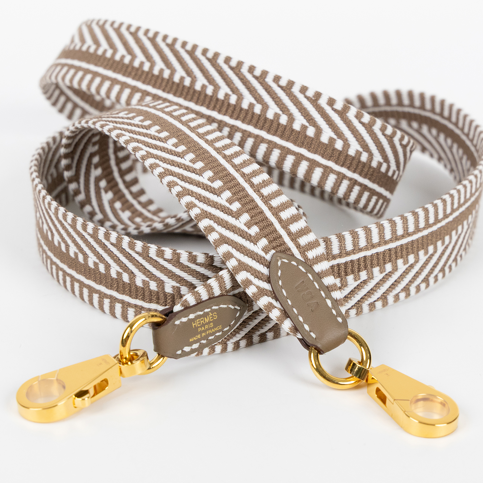 愛馬仕 Hermes Sangle Cavale 25 mm 肩帶 淡灰色 大象灰 H073650CCAS105 /WSA  原廠盒子/防塵袋/購買證明影本