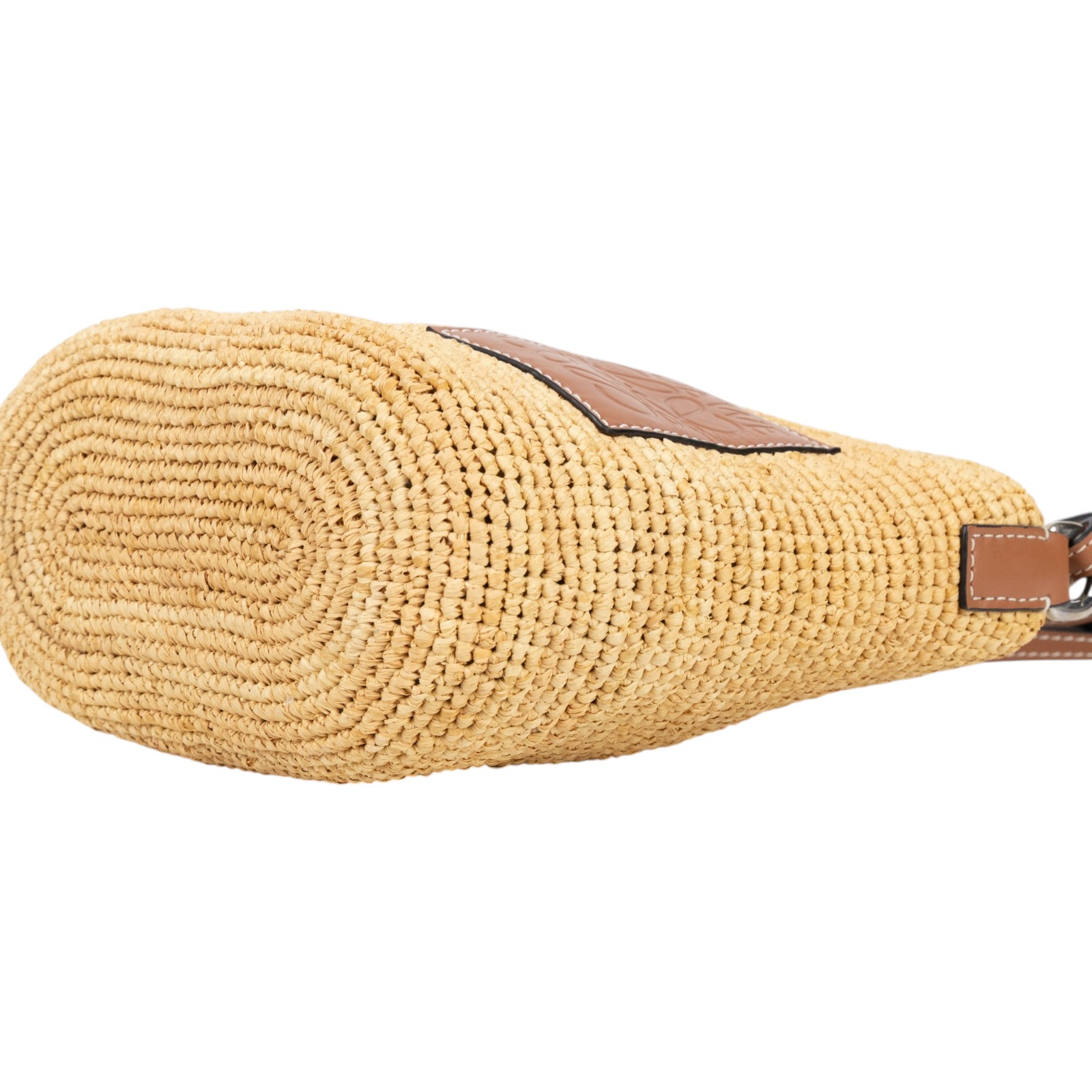 羅意威 LOEWE Slit Pochette 肩背包 328.24.W10 肩背草編包 無附屬品