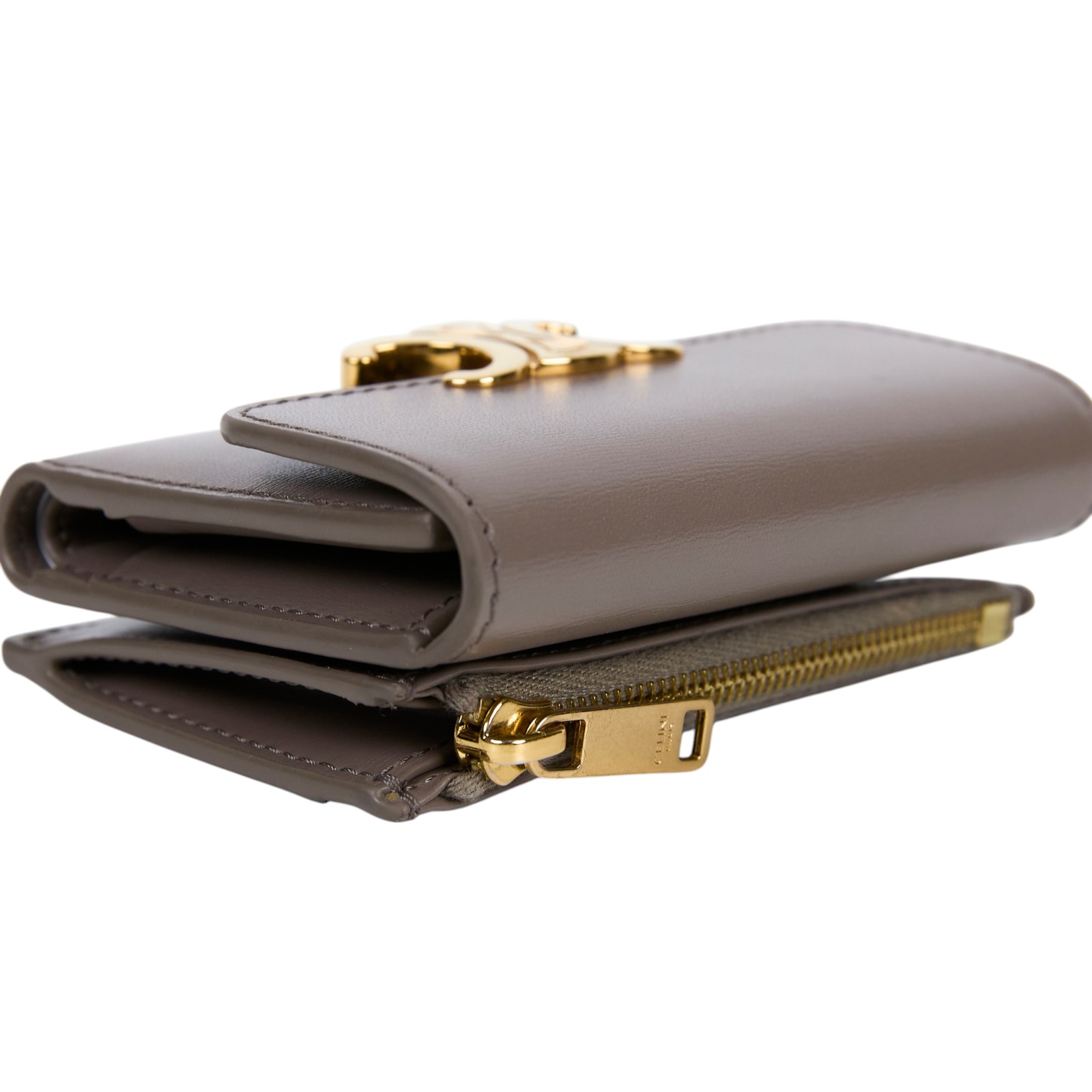 思琳 CELINE 亮面牛皮革 TRIOMPHE COMPACT 銀包連零錢格 10I653DPV  原廠盒子/防塵袋/購買證明