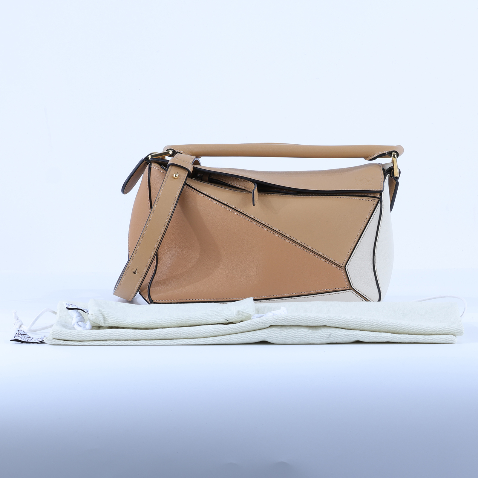 羅意威 LOEWE Small Puzzle bag 肩背 斜背包  奶茶拚色PUZZLE SMALL 防塵袋