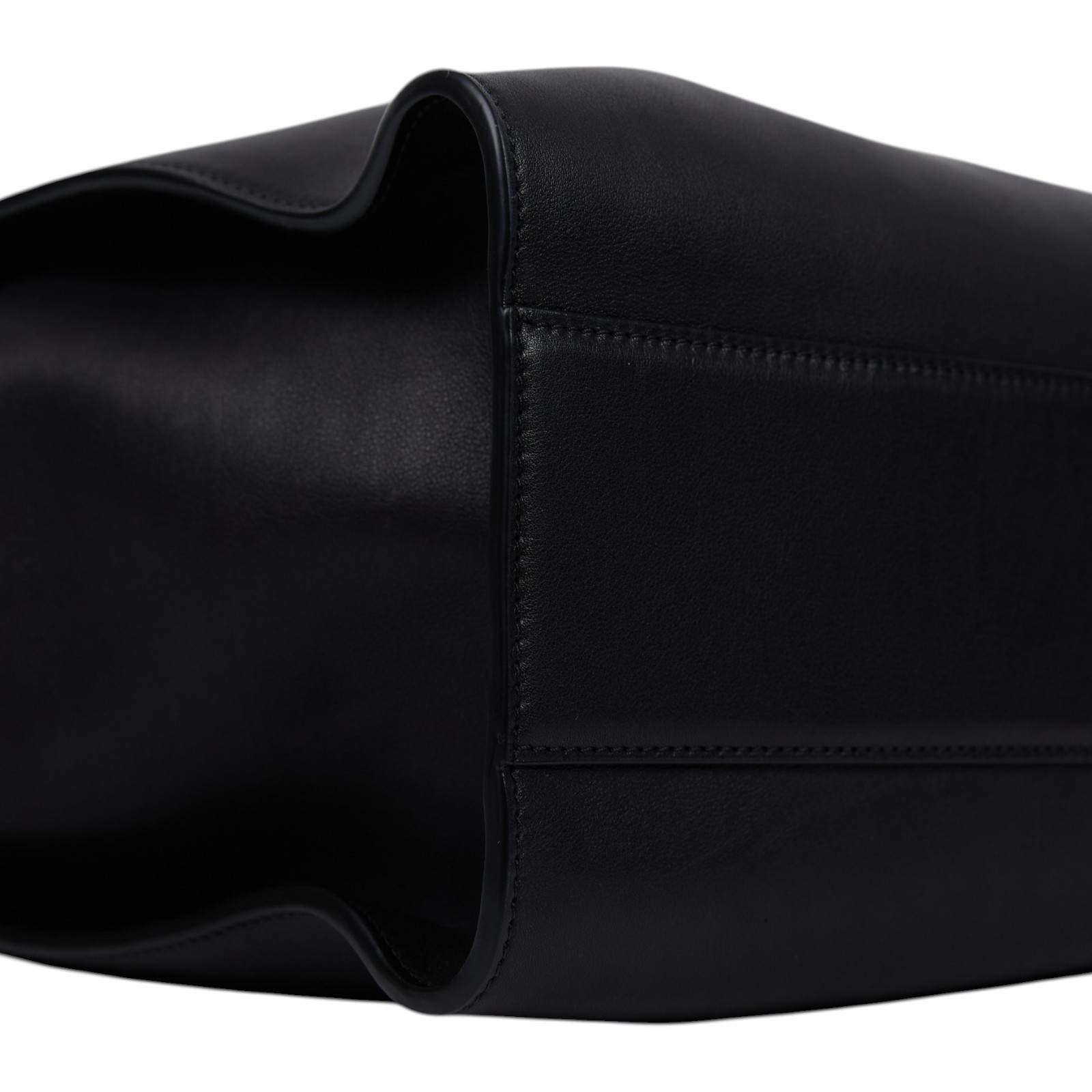 安靜奢華主義 THE ROW Marlo 14 包 黑色 W1800L72BAS 黑MARLO 14 無附屬品