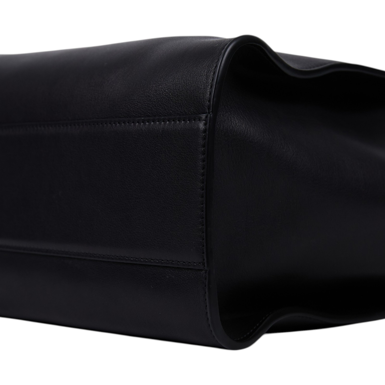 安靜奢華主義 THE ROW Marlo 14 包 黑色 W1800L72BAS 黑MARLO 14 無附屬品