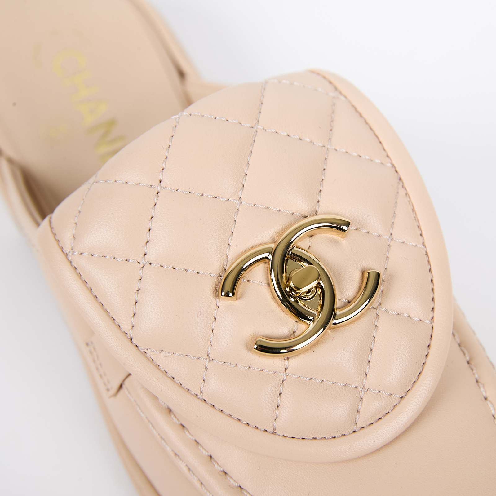 香奈兒 CHANEL 涼鞋 拖鞋 G46120_38 杏金牛菱格雙C穆勒鞋 原廠盒子/防塵袋