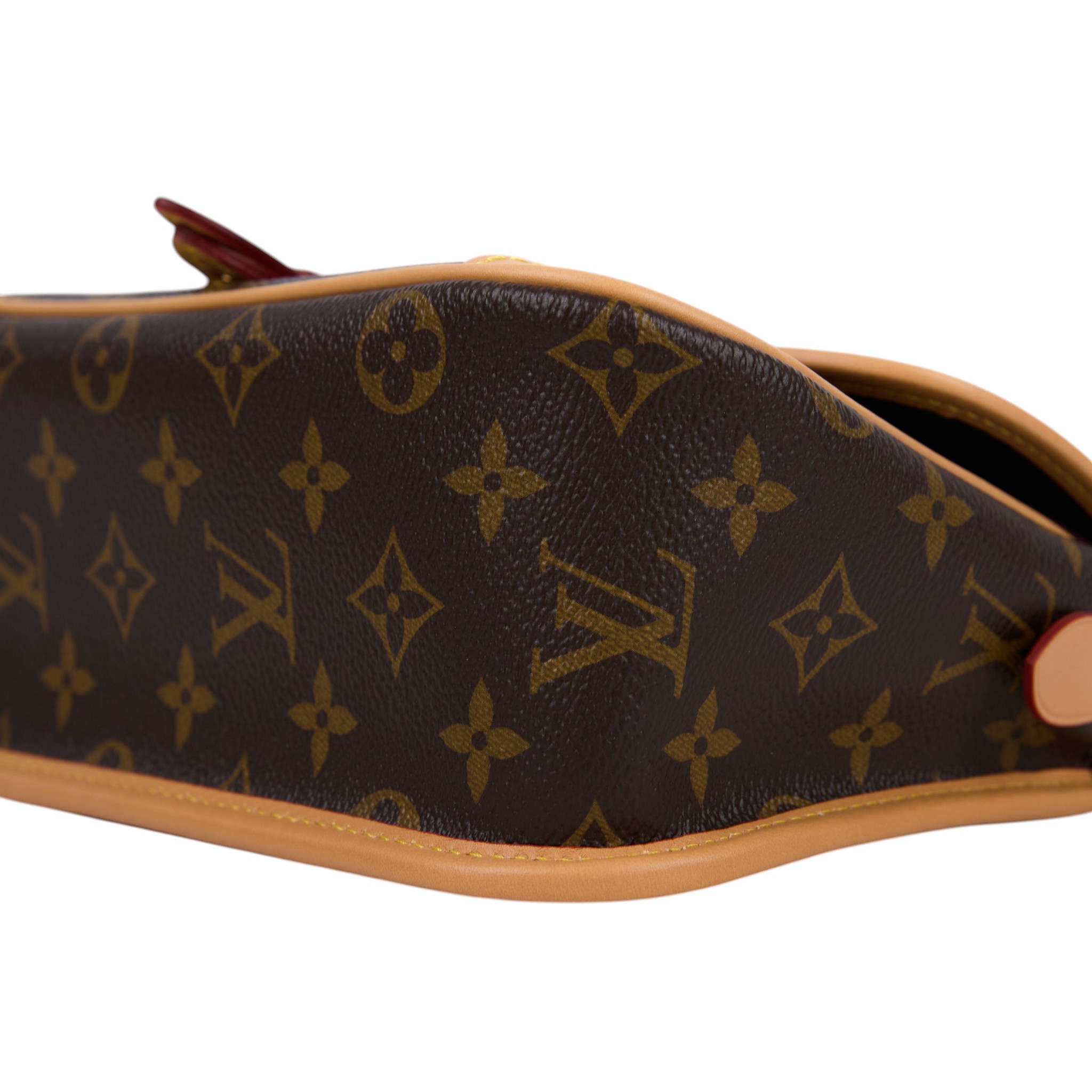 路易威登 LOUIS VUITTON Diane 腋下包法棍 單肩背包 經典帆布 M45985 晶片款 原花DIANE 原廠盒子/防塵袋/購買證明/背帶2