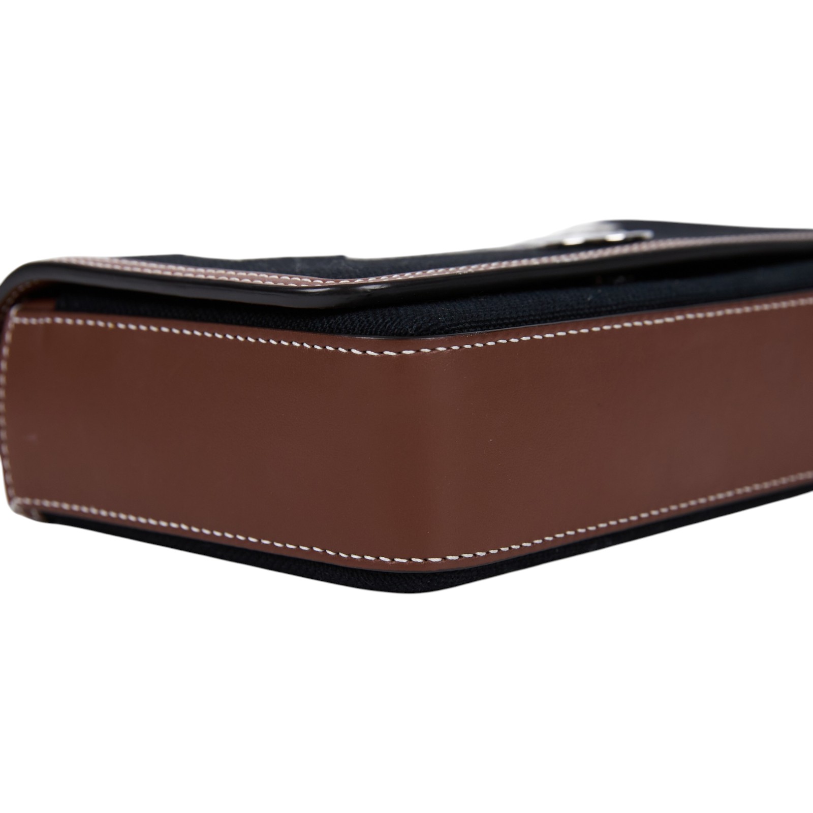 博柏利 BURBERRY Hampshire 斜背包 手拿包 80551811 黑棕帆布New Hampshire 原廠盒子/防塵袋