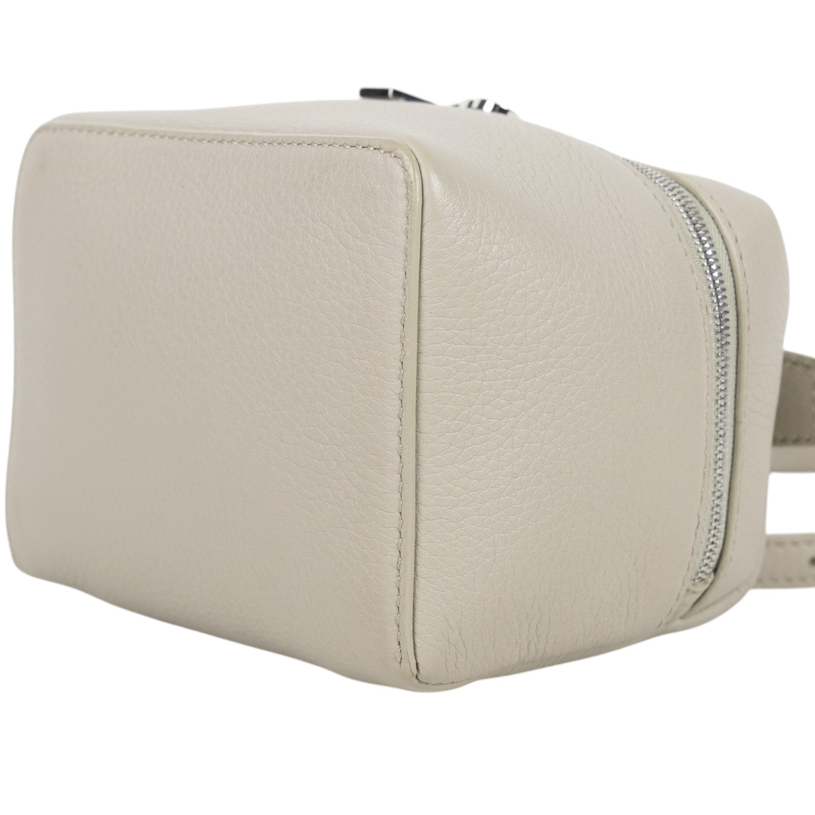 諾悠翩雅 LORO PIANA Extra Pocket L11.5 肩背 手提包  灰Extra Pocket L11.5 無附屬品