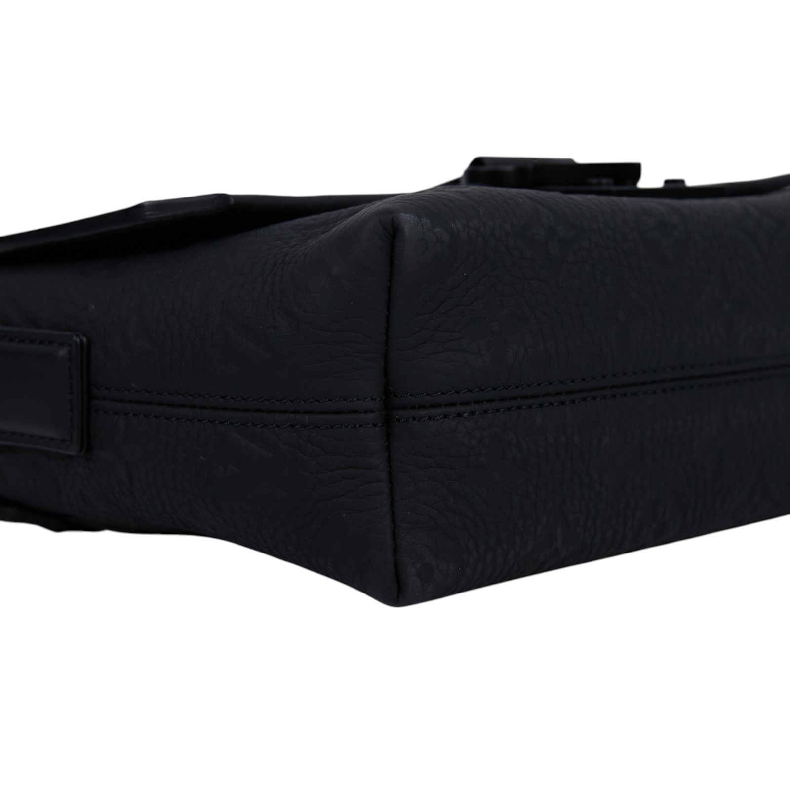 路易威登 LOUIS VUITTON S-Cape 郵差包 斜背包 肩背包 M23741 晶片款 黑原花壓紋S-Cape 防塵袋