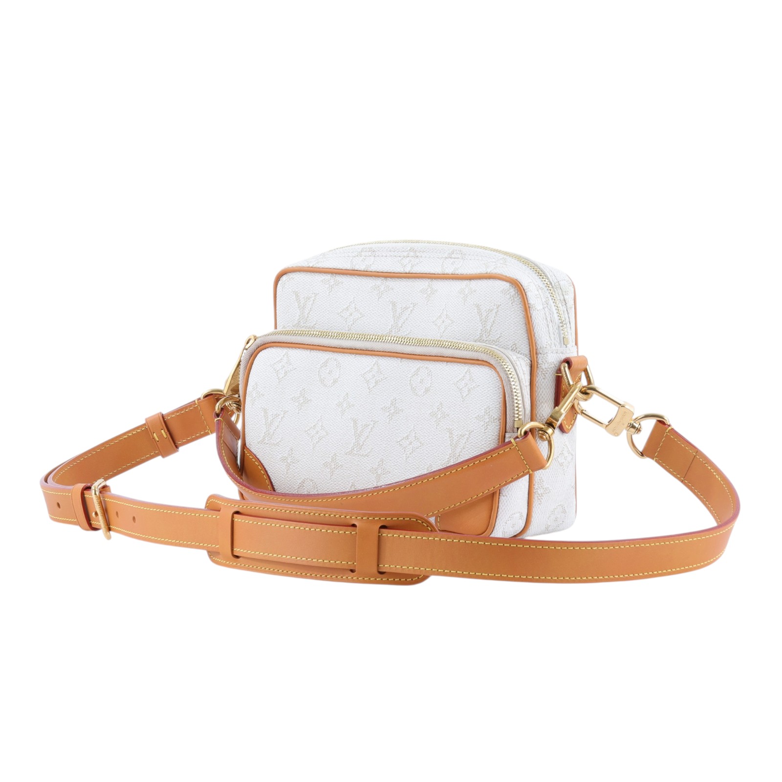 路易威登 LOUIS VUITTON Nil 相機包 肩背包 斜背包 M14682 晶片款 白原花Nil 相機包 原廠盒子/防塵袋/購買證明