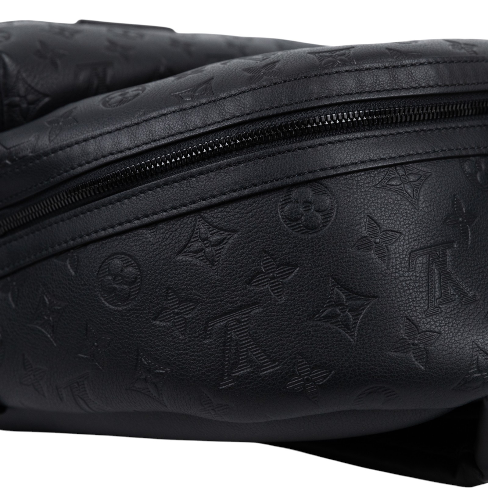 路易威登 LOUIS VUITTON Discovery 後背包 黑色 M46553 晶片款 黑壓花Discovery 背包 PM 原廠盒子/防塵袋