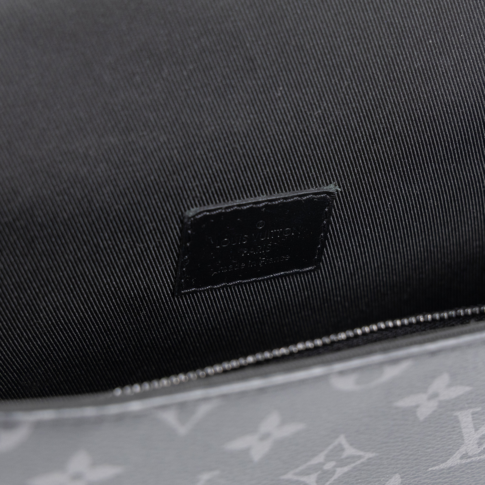 路易威登 LOUIS VUITTON Steamer 隨身錢包 肩背 M81783 晶片款 黑原花STEAMER隨身包 防塵袋