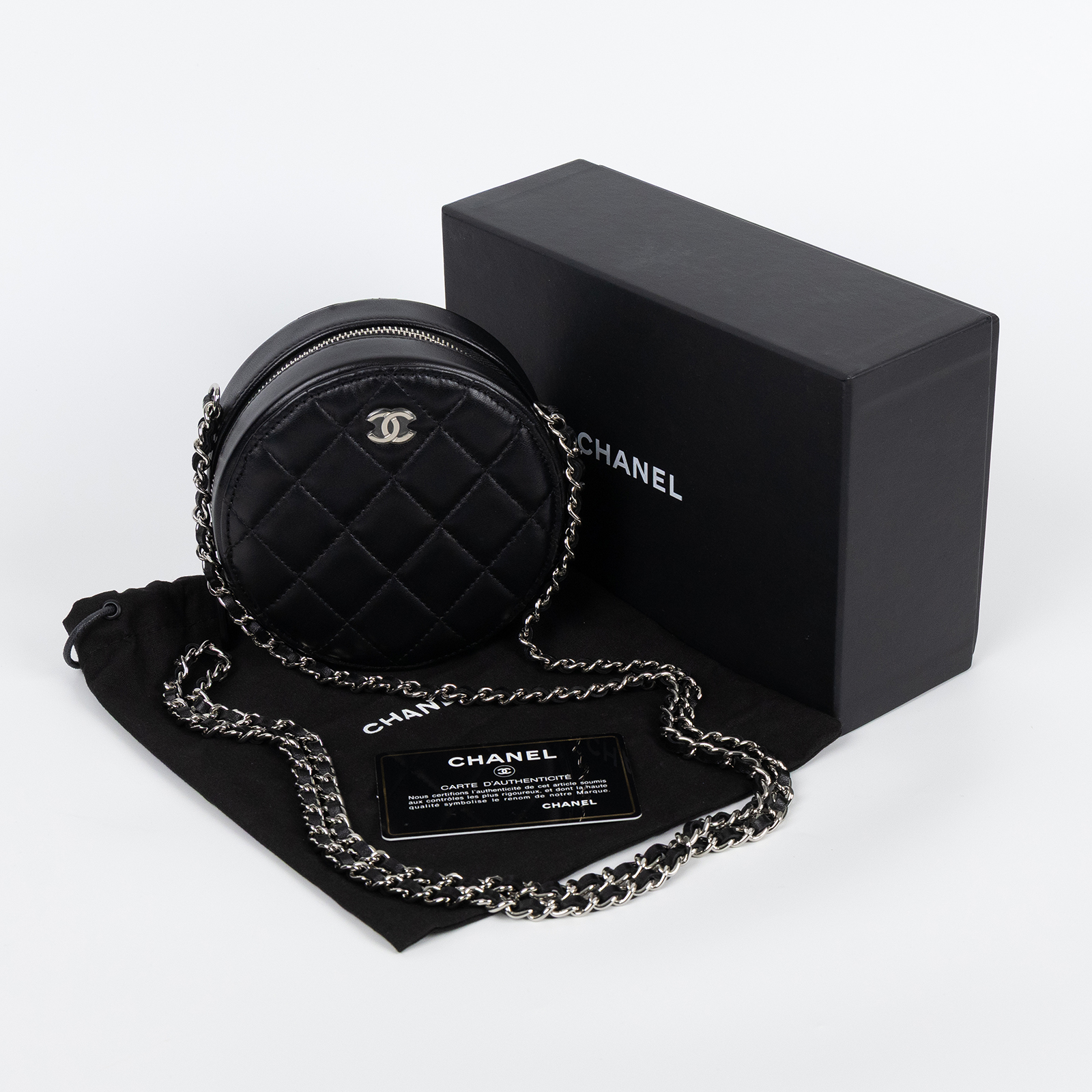 香奈兒 CHANEL CC LOGO 迷你 肩背包 斜背包 A70657 28開黑銀羊MINI圓餅包 原廠盒子/防塵袋/保證卡