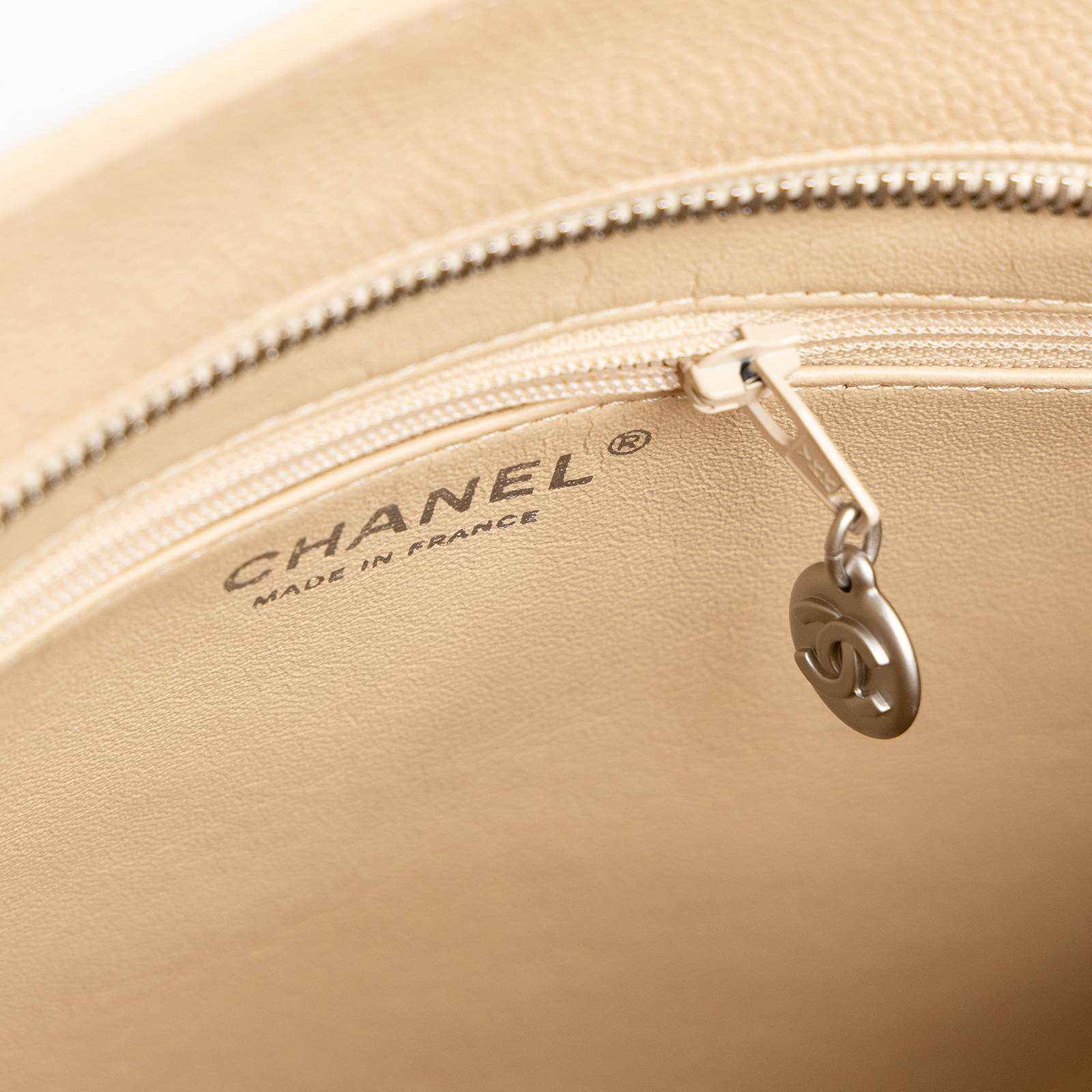香奈兒 CHANEL 手提包 荔枝牛皮 方型 銀幣包 A01804 12開膚色荔枝金幣包 保證卡