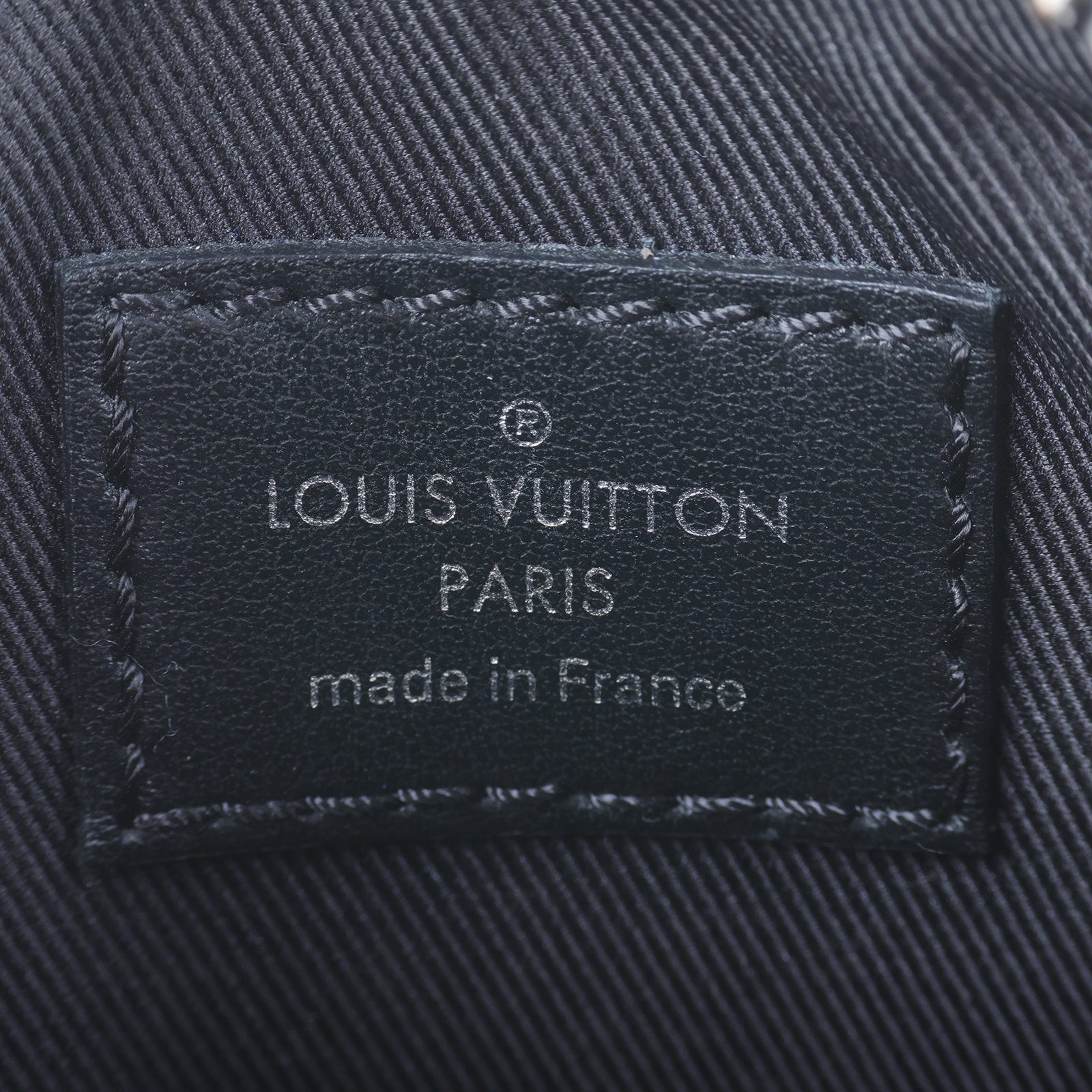 路易威登 LOUIS VUITTON KEEPALL XS 老花 小款 圓筒 側背包   M45947 晶片款 黑原花KEEPALL XS 防塵袋/背帶