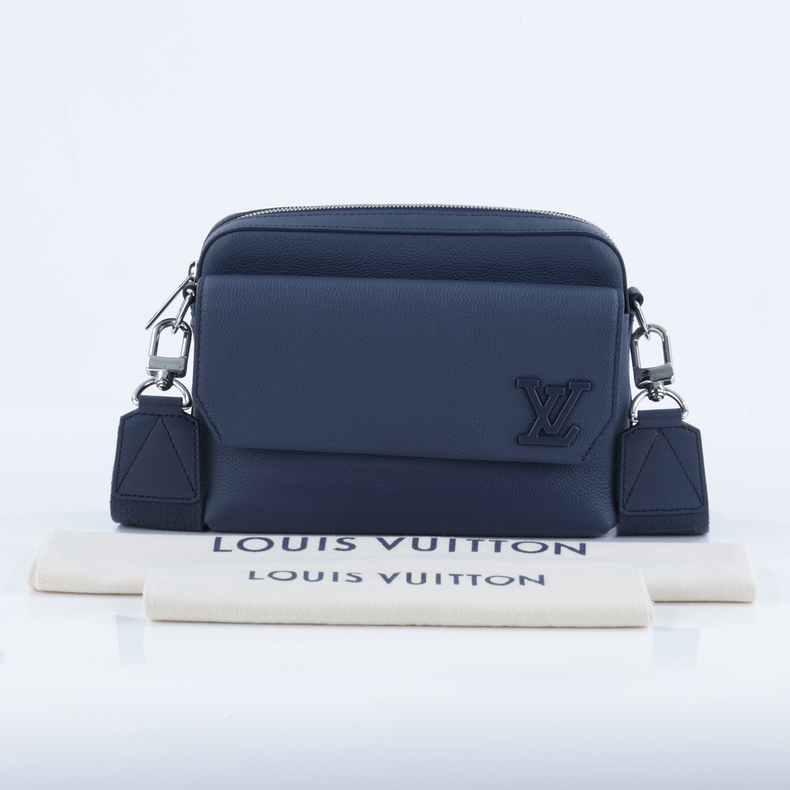路易威登 LOUIS VUITTON Fastline Messenger 郵差包 肩背包 斜背包 M22611 晶片款  防塵袋/背帶