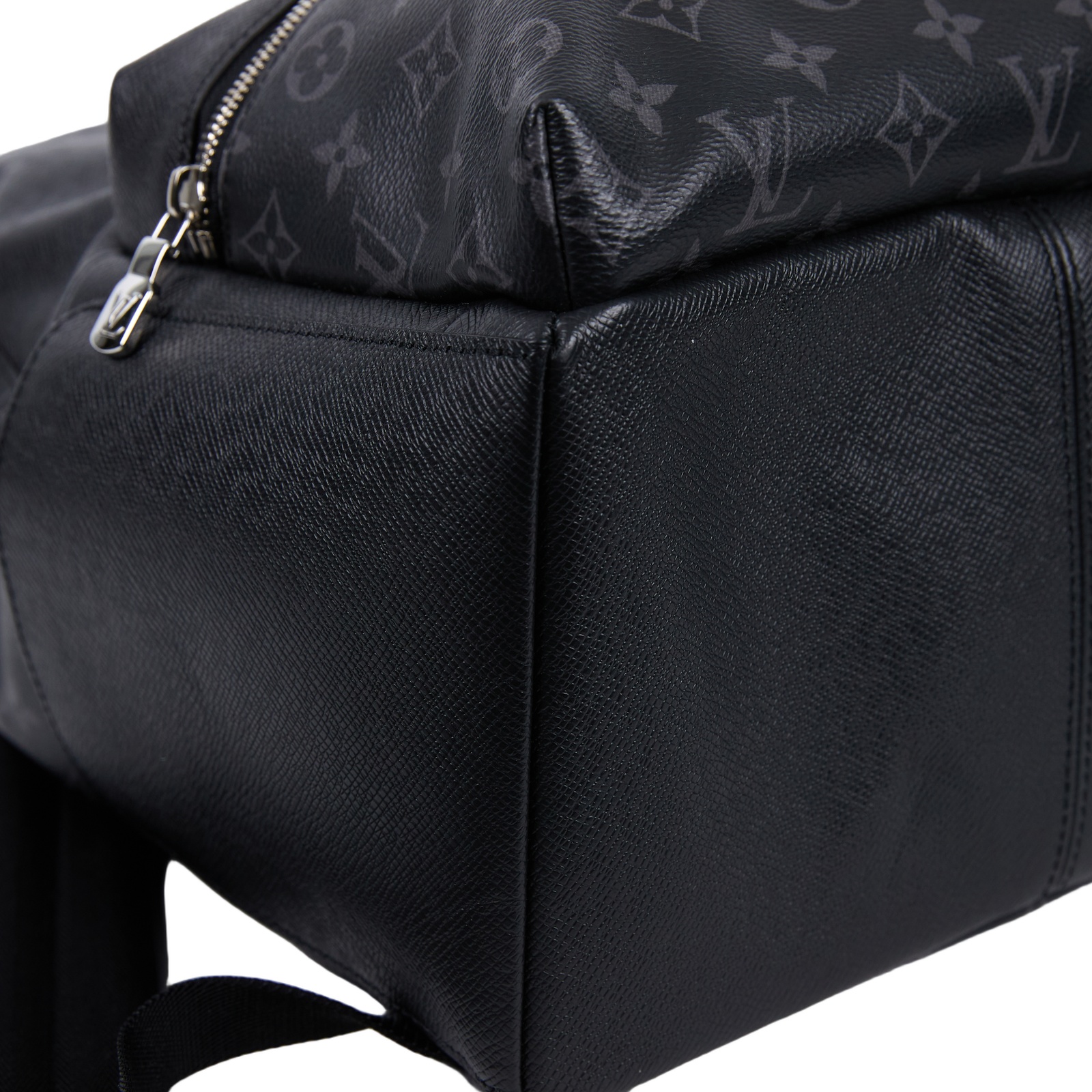 路易威登 LOUIS VUITTON Discovery PM 背包 牛皮 黑色 M30230 晶片款 黑原花DISCOVERY PM 防塵袋
