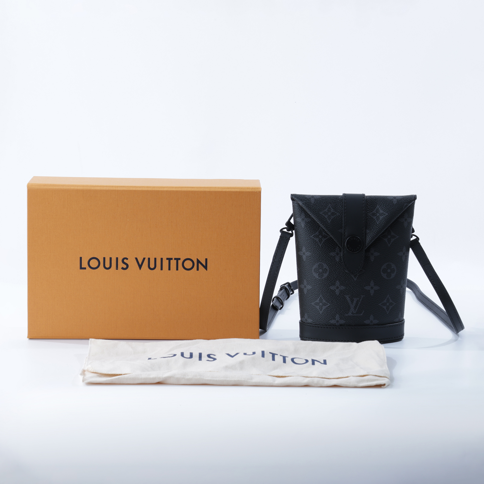 路易威登 LOUIS VUITTON Envelope Pouch 隨身包 M11613 晶片款 黑原花Envelope Pouch 防塵袋/原廠盒子