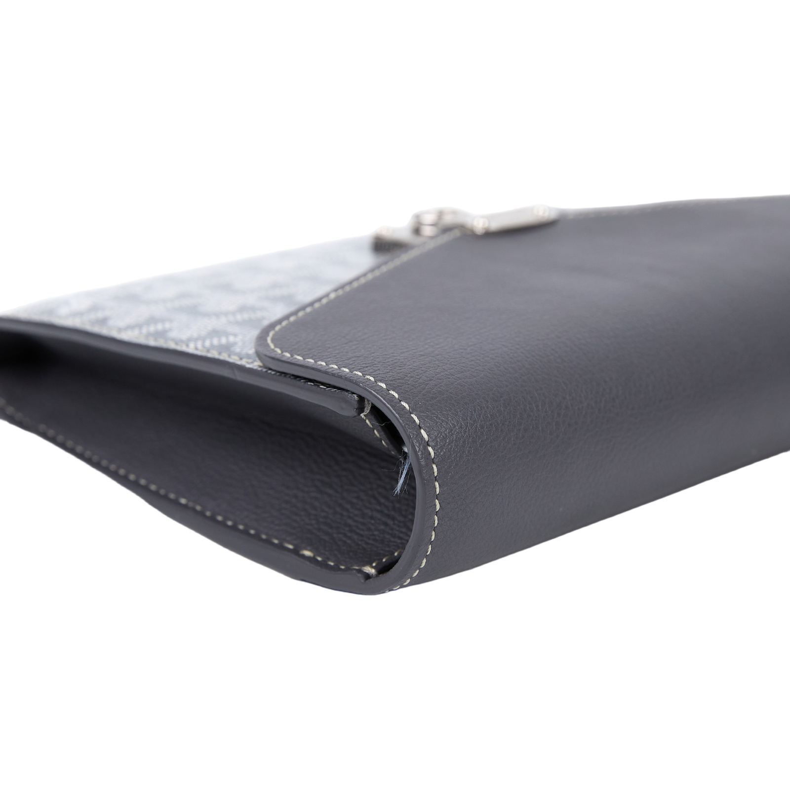 高雅德 GOYARD Chypre Wallet Pouch CHYPRPPMLTY 鐵灰Chypre PM 原廠盒子/防塵袋/購買證明/背帶