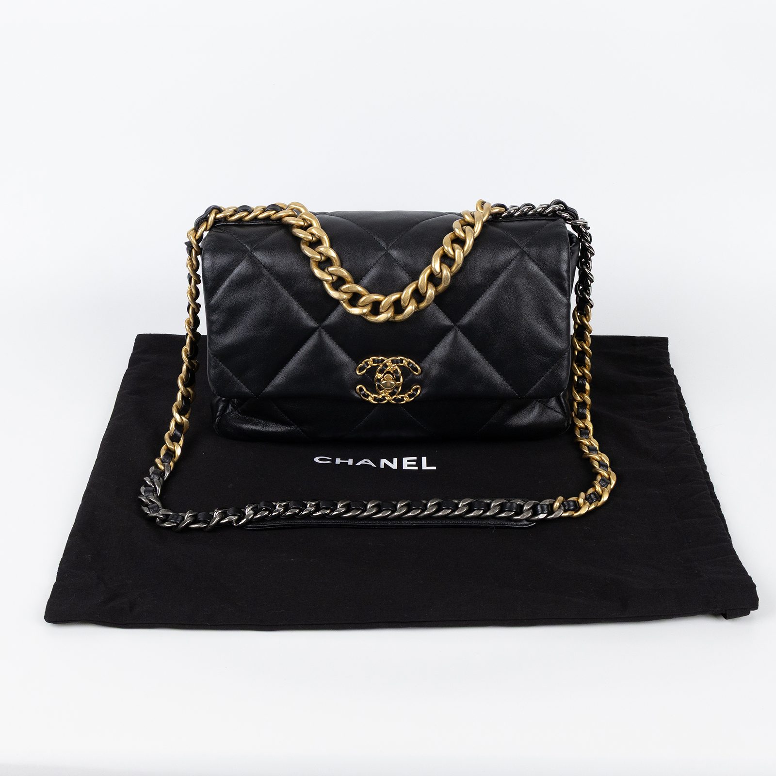 香奈兒 CHANEL 19 大型口蓋包 AS1161 晶片款 黑金羊19包 30CM 防塵袋