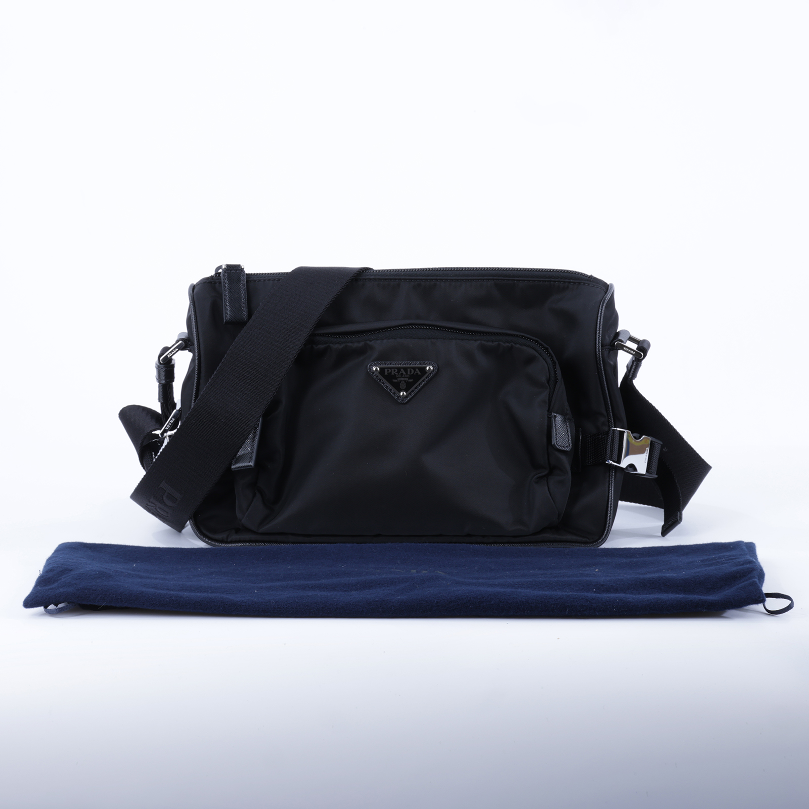 普拉達 PRADA Re-Nylon Saffiano皮革 肩背袋 中型 2VH192_2DMG 晶片款 黑Re-Nylon Saffiano中號肩背袋 防塵袋