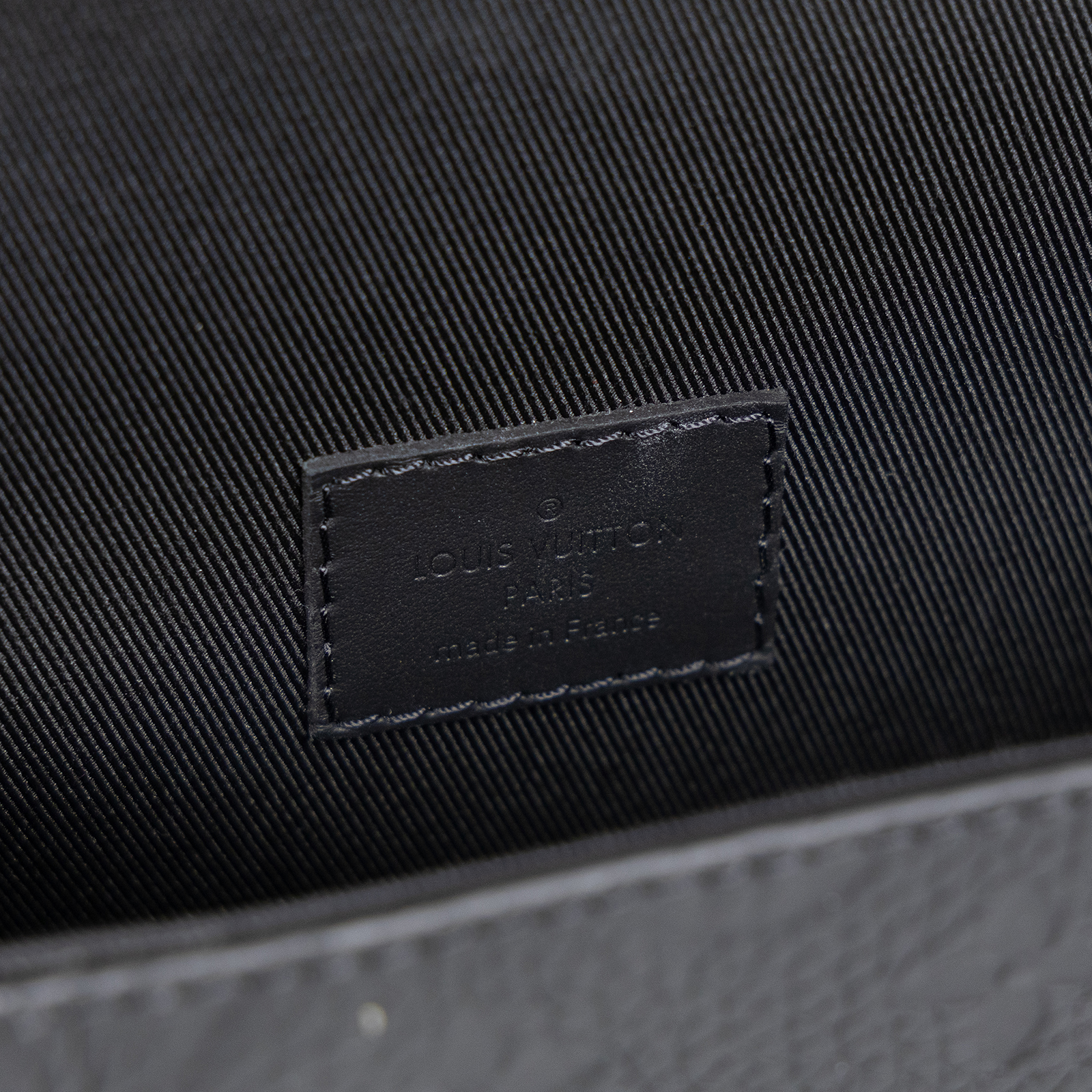 路易威登 LOUIS VUITTON Steamer 隨身 錢包 黑色 M81746 晶片款 黑原花壓紋Steamer肩背包 防塵袋