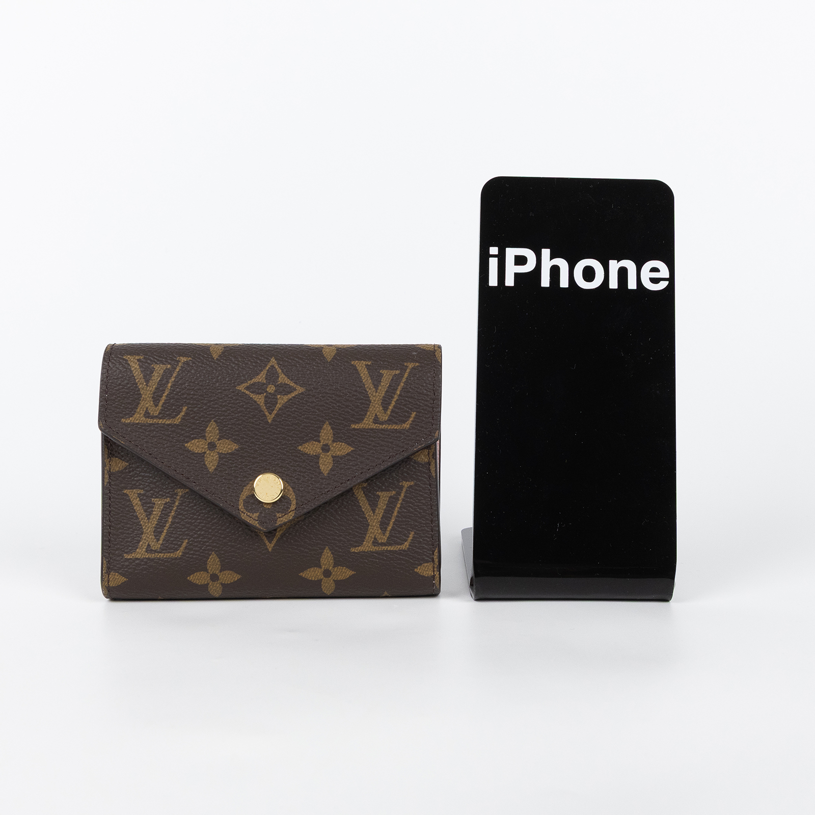 路易威登 LOUIS VUITTON Victorine 錢包 塗層帆布 芭蕾粉色 M62360 晶片款 原花粉VICTORINE三折短夾 原廠盒子/防塵袋