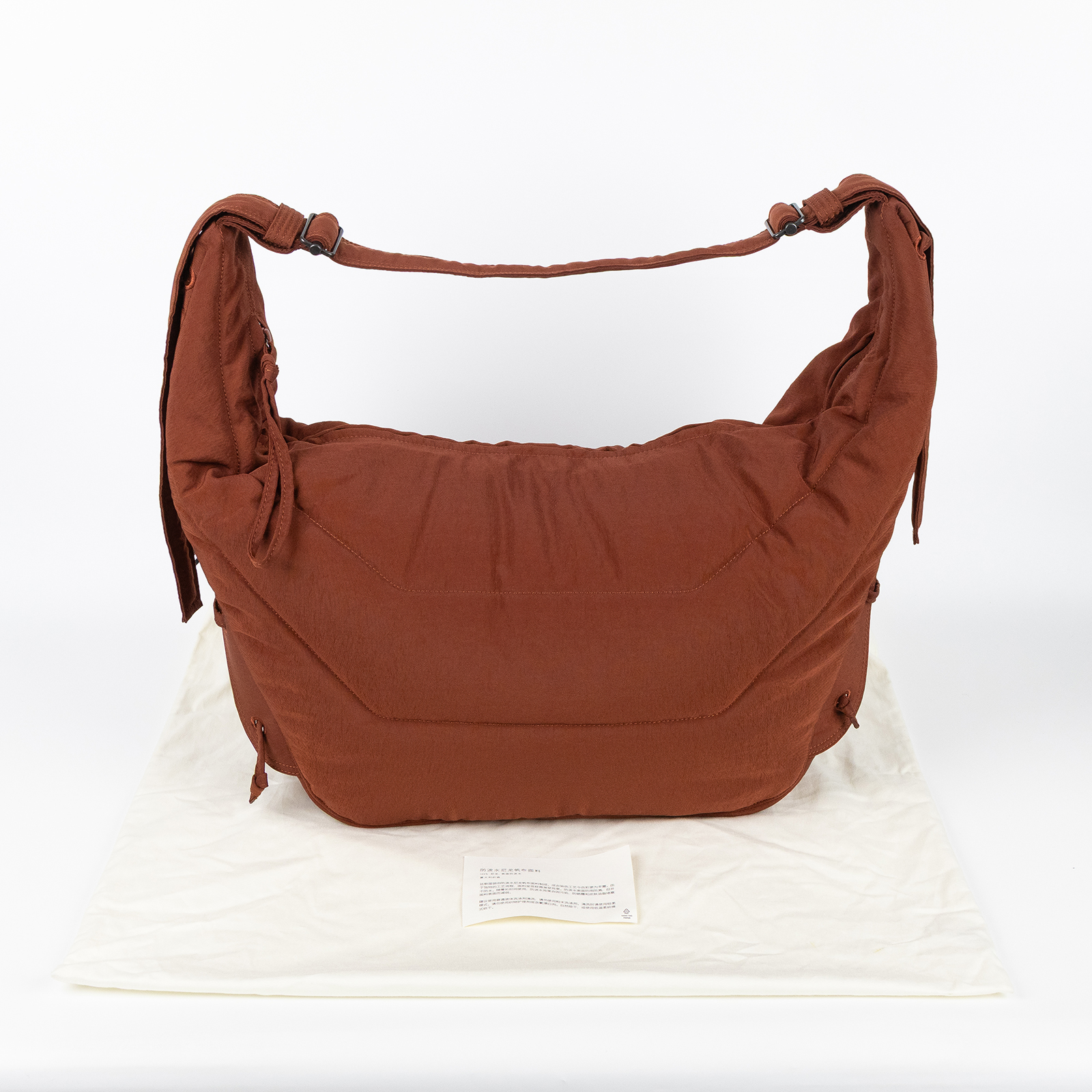 勒梅爾 LEMAIRE Soft Game 大型 肩背包 斜背包 牛角包 BG0105 LF845 橘色Large Soft Game 防塵袋