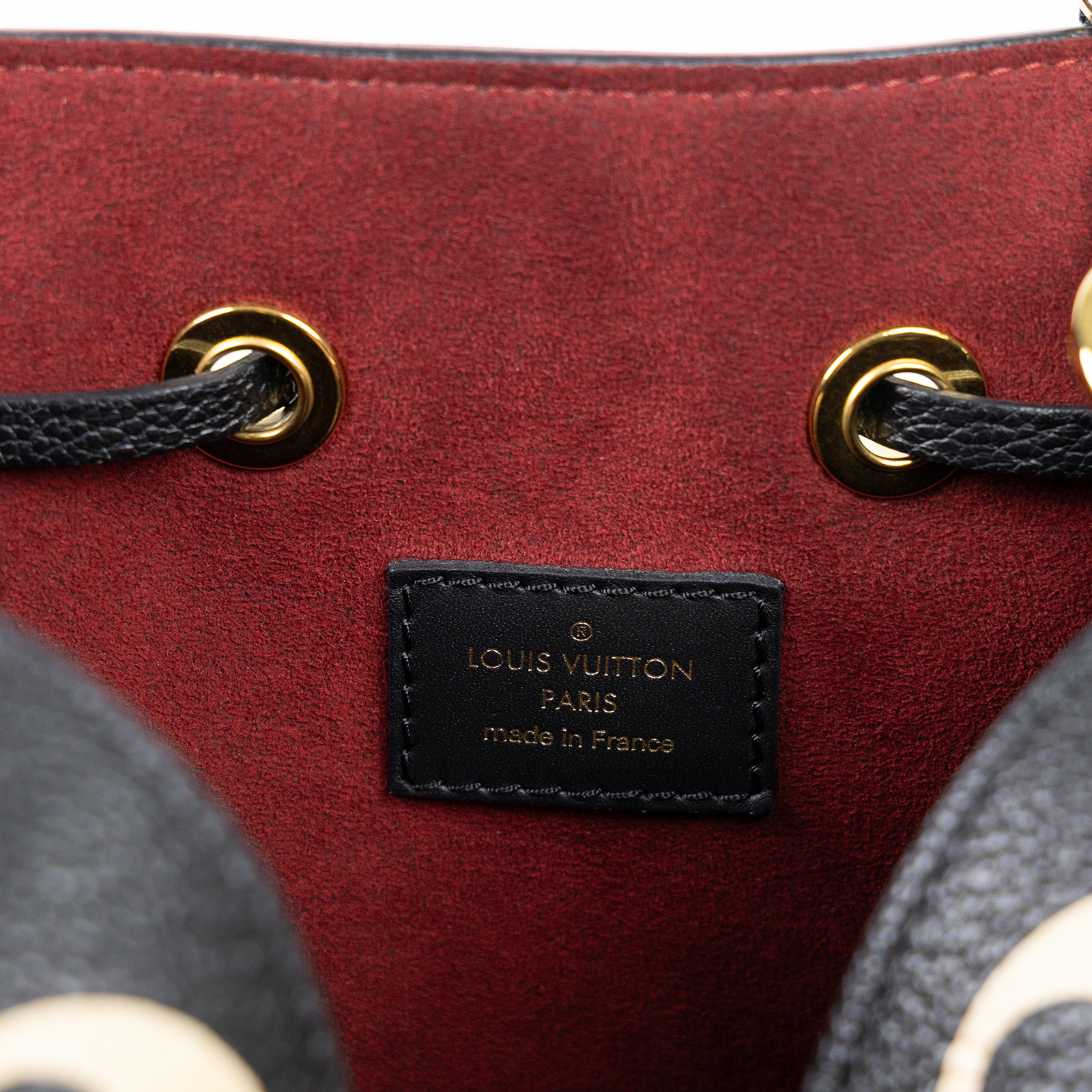 路易威登 LOUIS VUITTON NéoNoé MM 皮革 肩背 水桶包 黑色/奶油色 M45497 晶片款  防塵袋2/內袋/背帶2