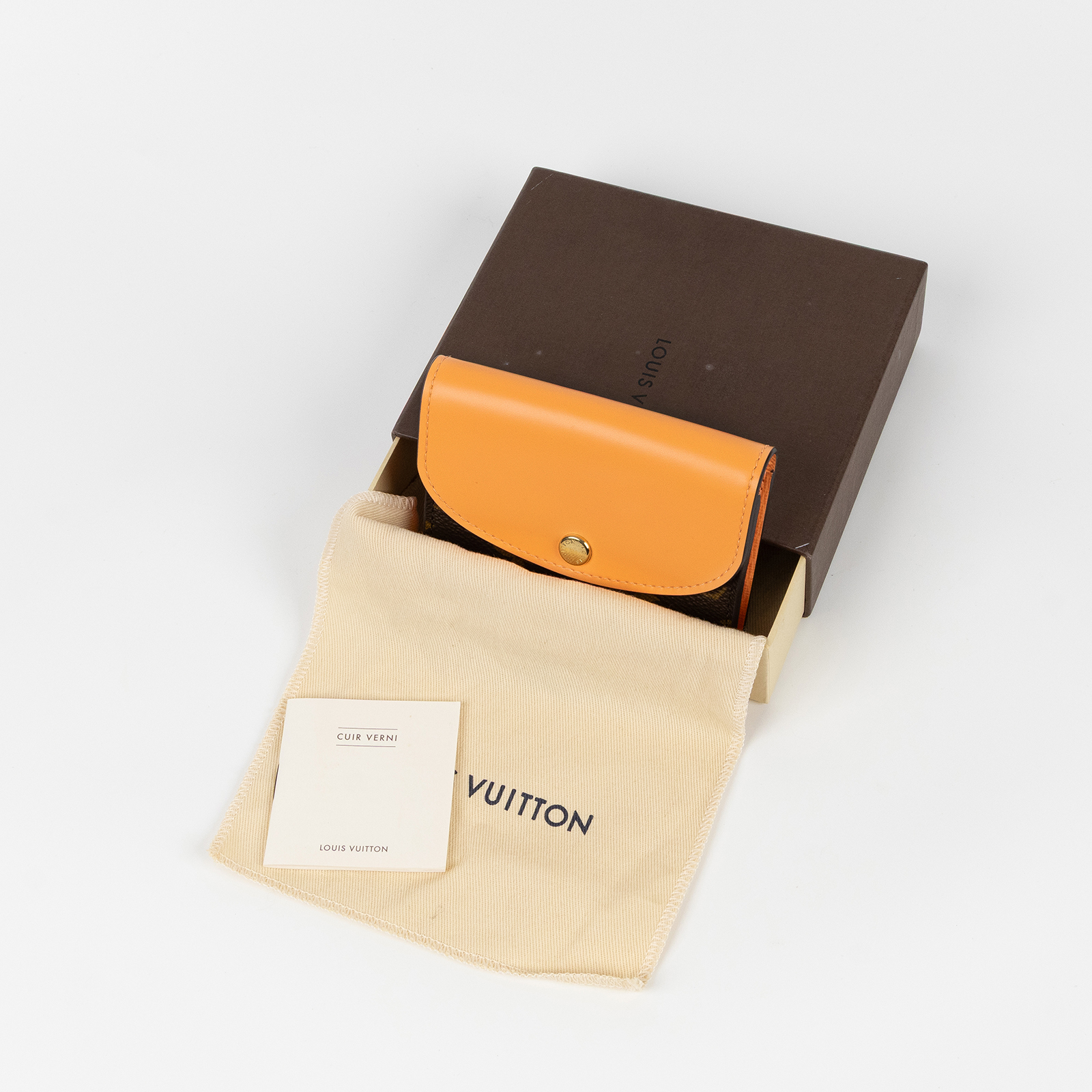 路易威登 LOUIS VUITTON Rosari 卡夾 零錢包 短夾 M83581 晶片款 杏桃Rosari卡夾 防塵袋/原廠盒子