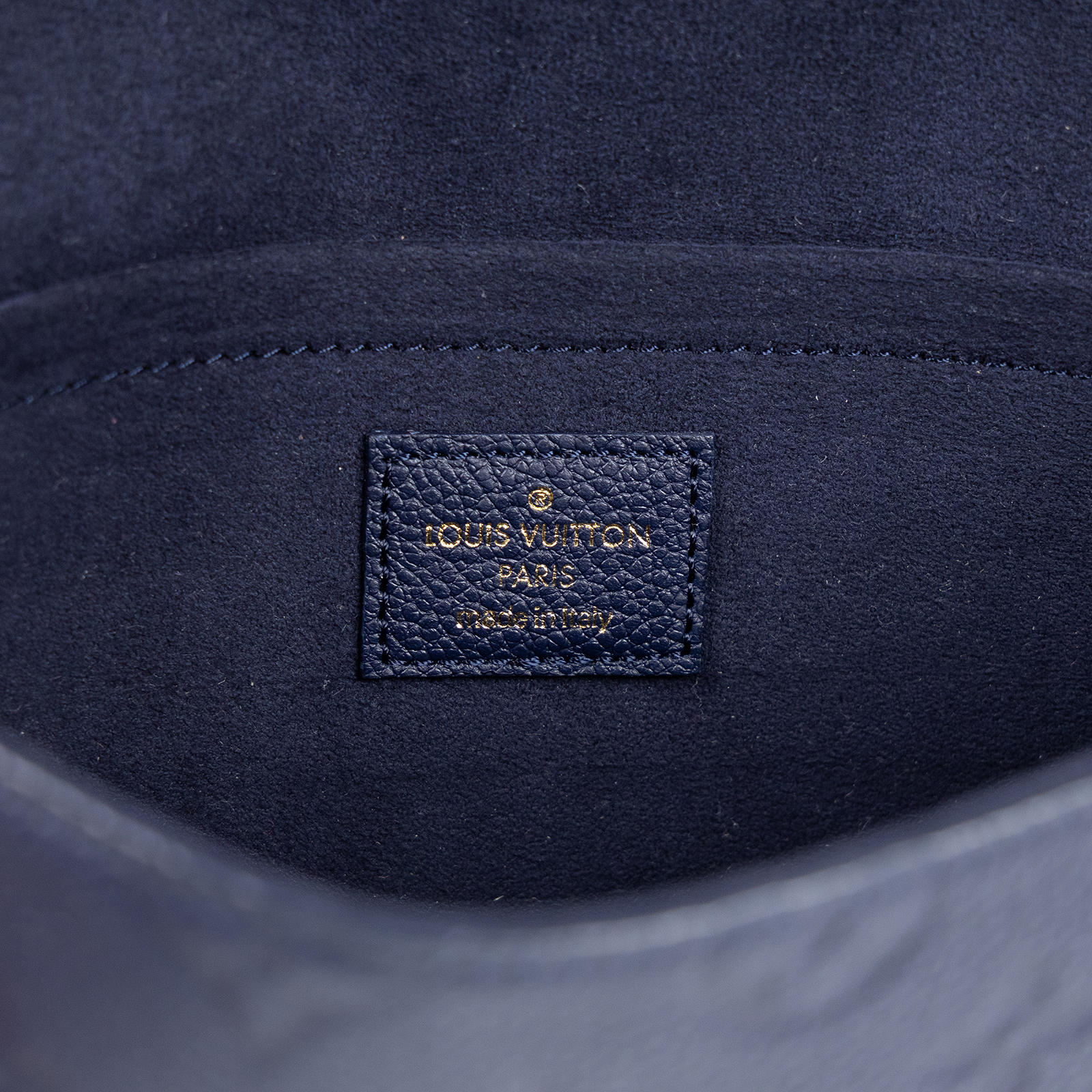 路易威登 LOUIS VUITTON Félicie Pochette 壓花皮格 WOC 翻蓋 斜背 鍊帶 肩背包 海軍藍 M83589 晶片款  原廠盒子/防塵袋/內袋2/背帶