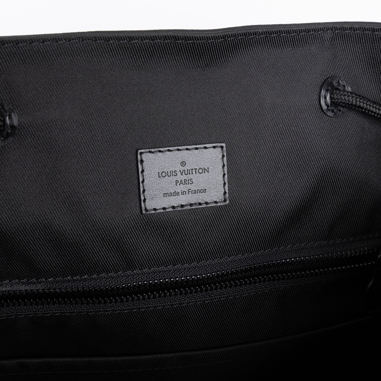路易威登 LOUIS VUITTON Christopher MM 後背包 Monogram Taurillon 黑色皮革 啞面黑色金屬配件 M55699 晶片款  無附屬品