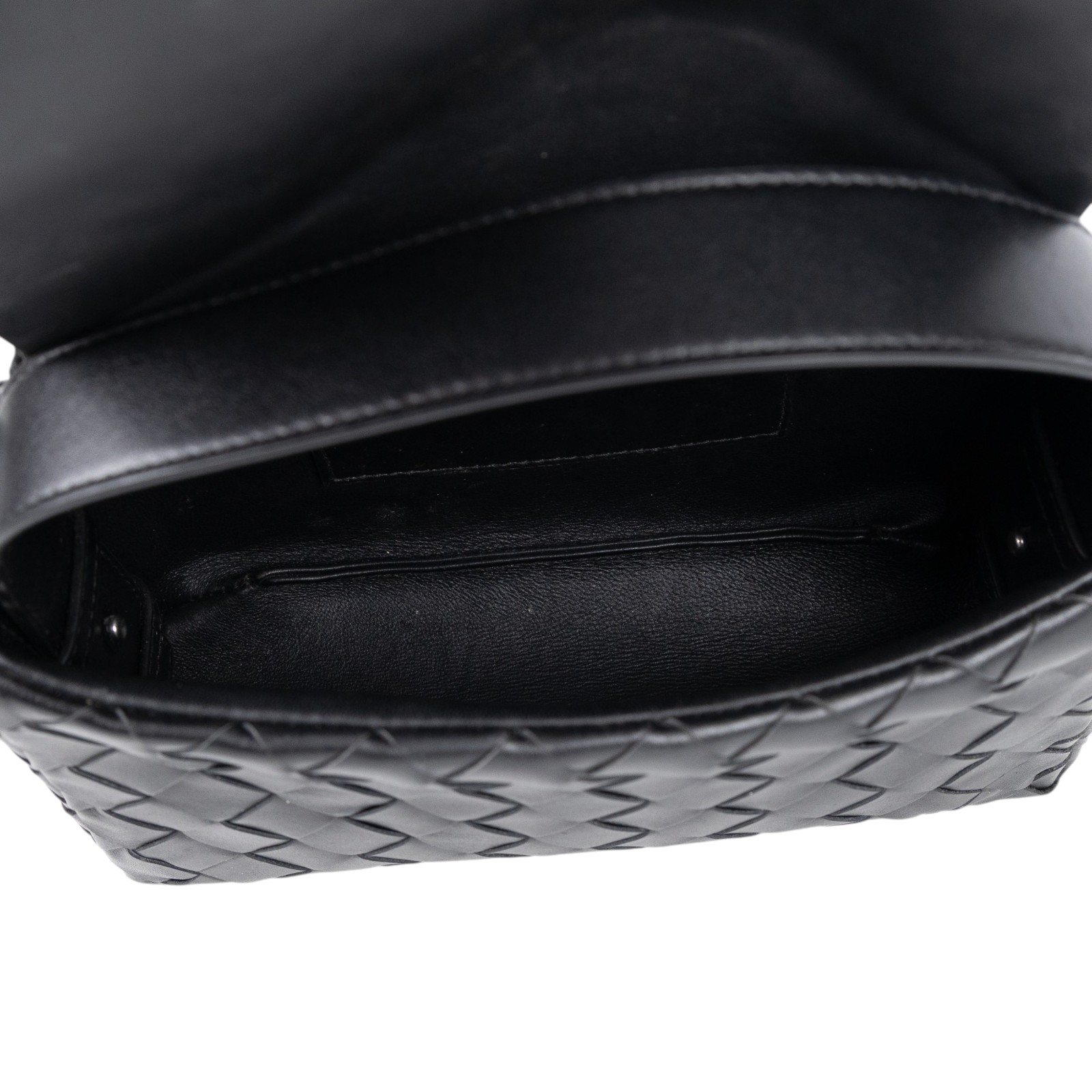 寶緹嘉 BOTTEGA VENETA Intrecciato 翻蓋編織迷你包 857931V2HL0 晶片款 黑INTRECCIATO迷你翻蓋包 無附屬品